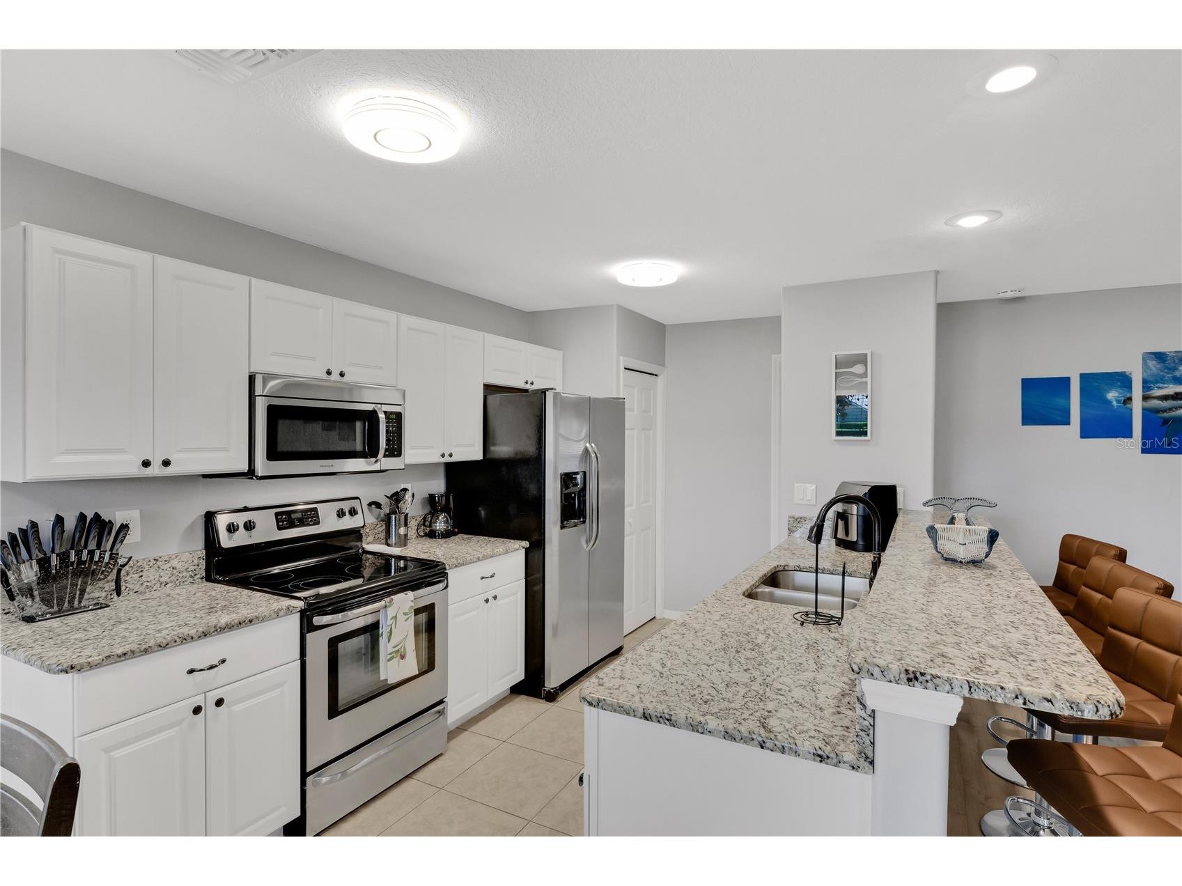 2757 Feiffer Circle Sarasota FL 34235 A4691052 image7