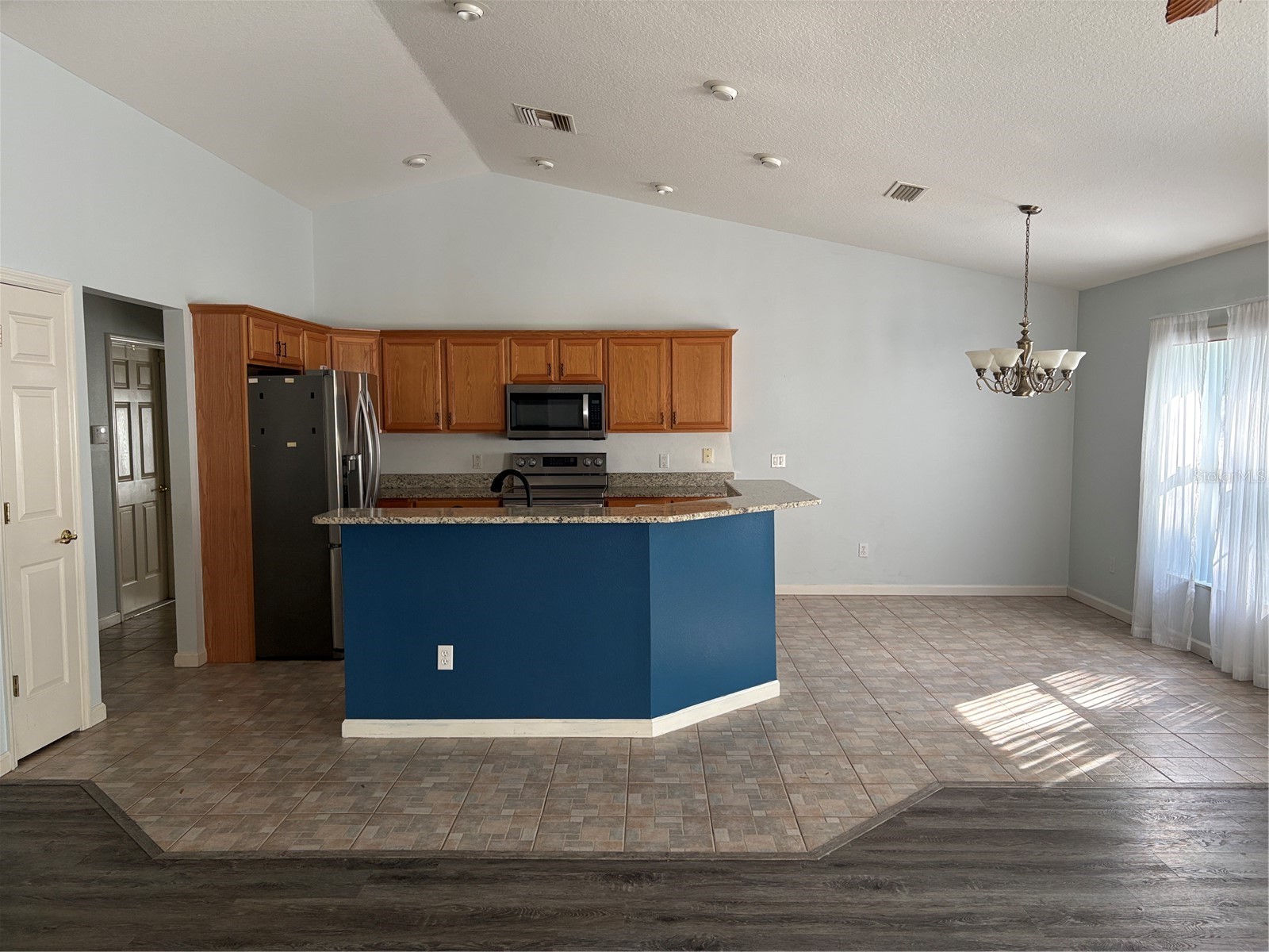 2758 W Century Boulevard Citrus Springs FL 34434 OM722634 image8