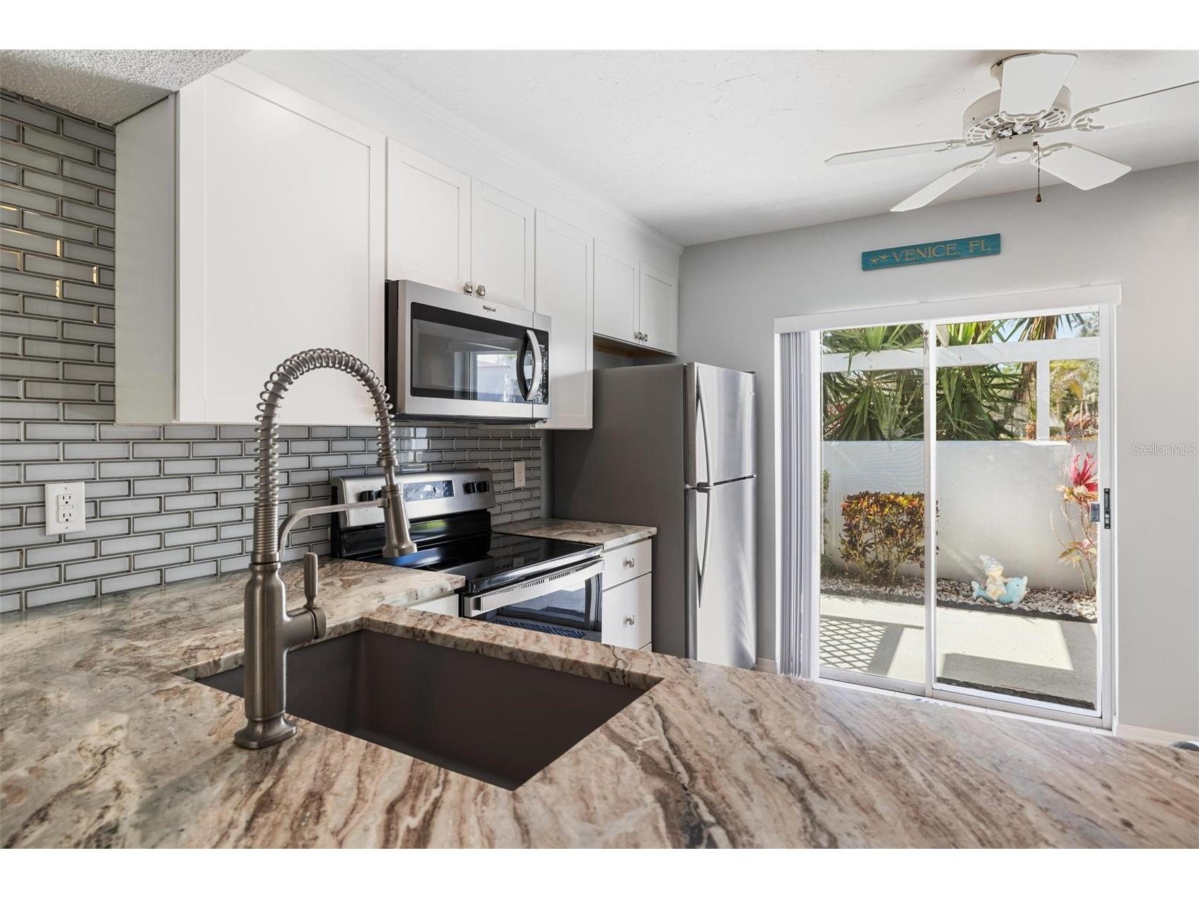 276 Cerromar Way S #60 Venice FL 34293 N6143432 image6