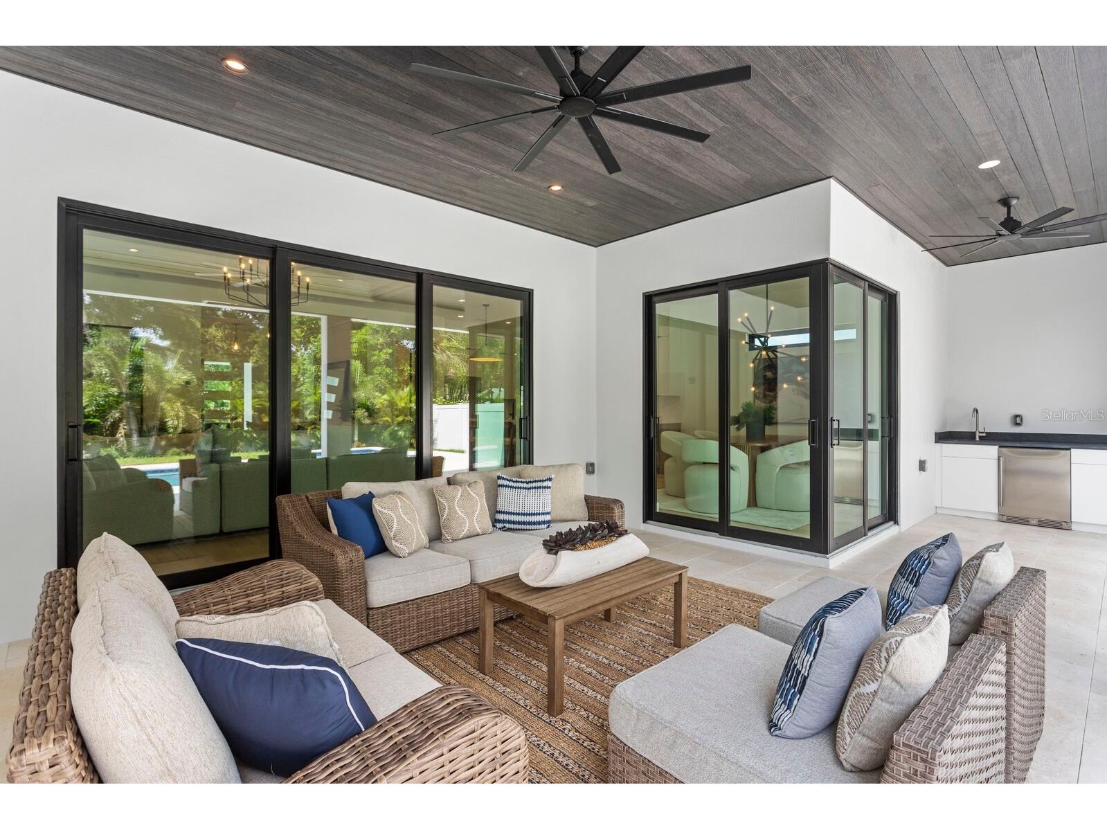 276 Island Circle Sarasota FL 34242 - GRAND CANAL A4667090 image15