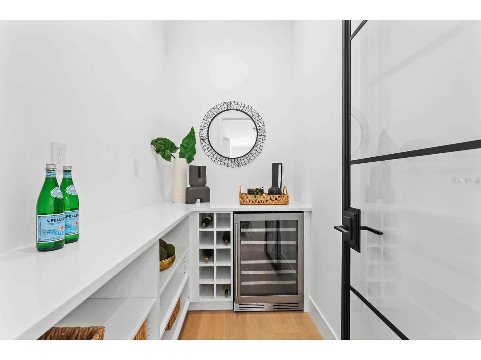 276 Island Circle Sarasota FL 34242 - GRAND CANAL A4667090 image7