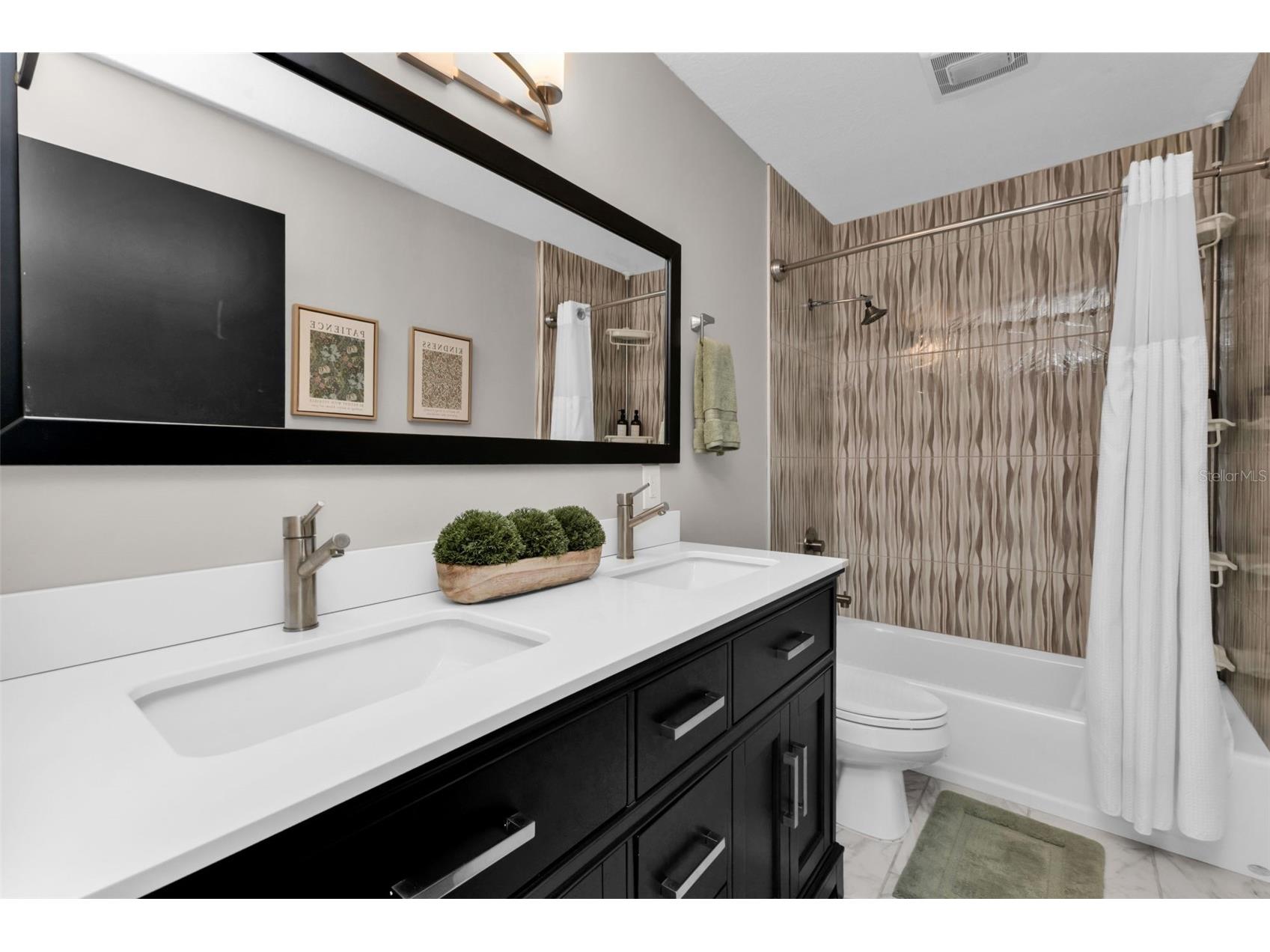 276 Lewis Circle #112 Punta Gorda FL 33950 C7525045 image29