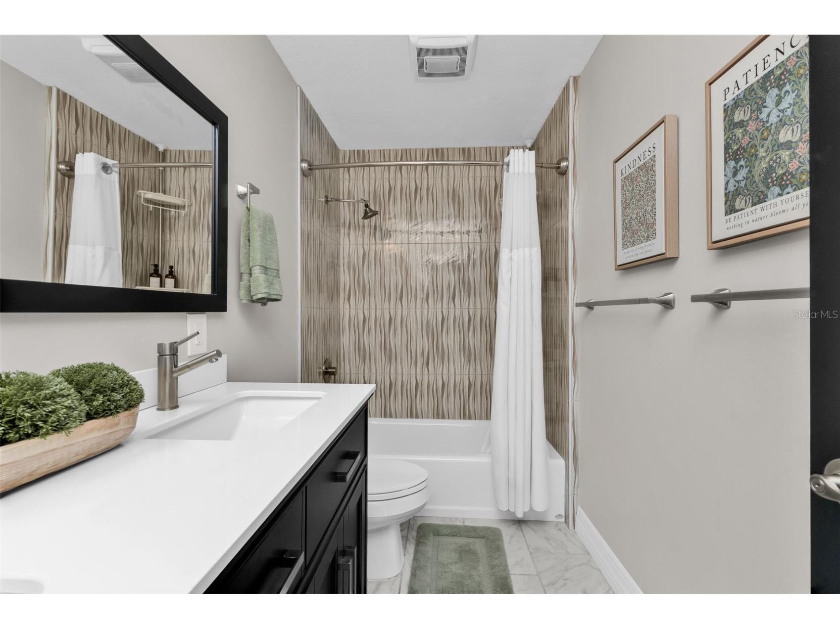 276 Lewis Circle #112 Punta Gorda FL 33950 C7525045 image30