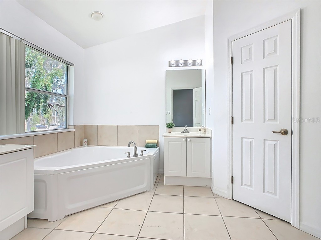 2760 Club Cortile Circle Kissimmee FL 34746 S5130571 image40