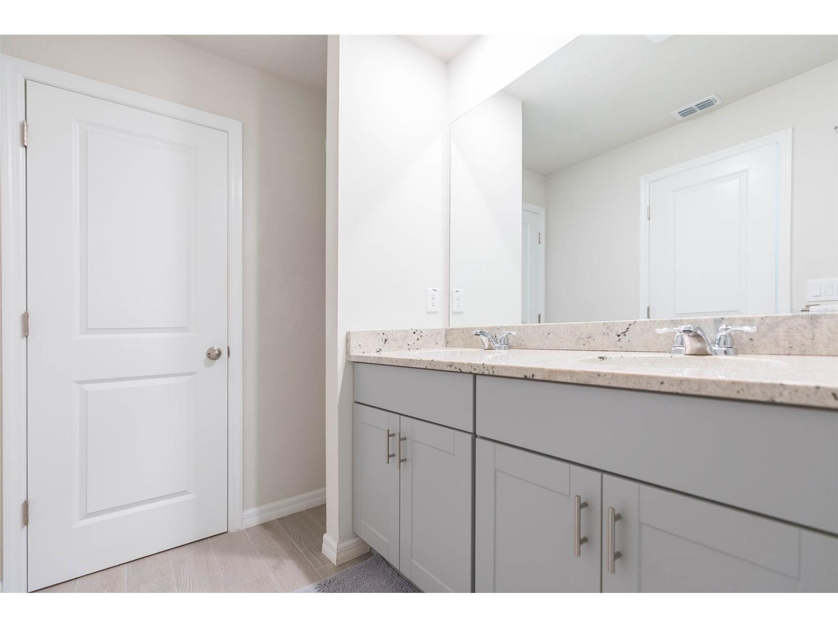 2760 Emory Sound Place Brandon FL 33510 TB8404129 image48