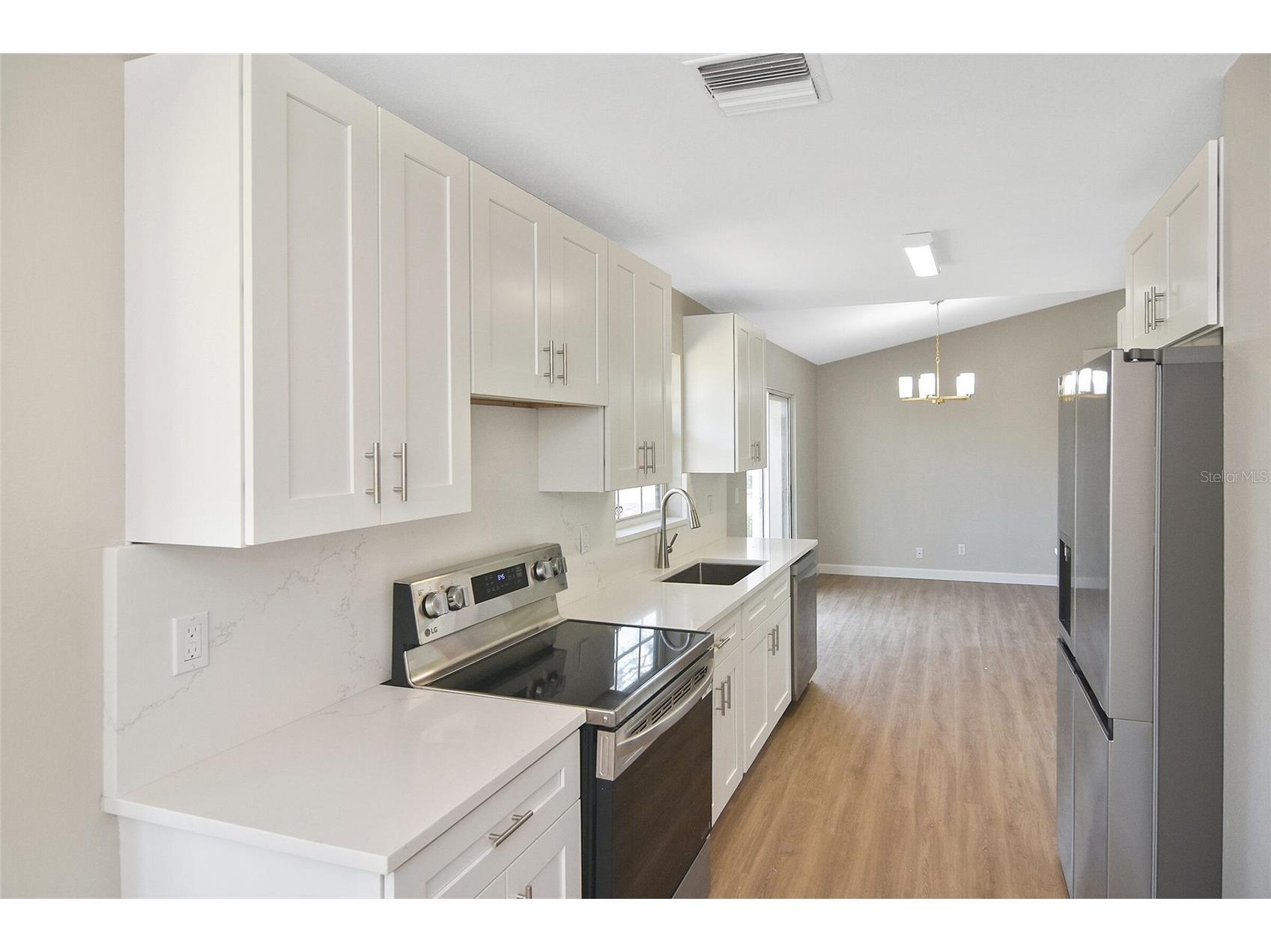 2760 Shamrock Drive Venice FL 34293 A4691385 image5