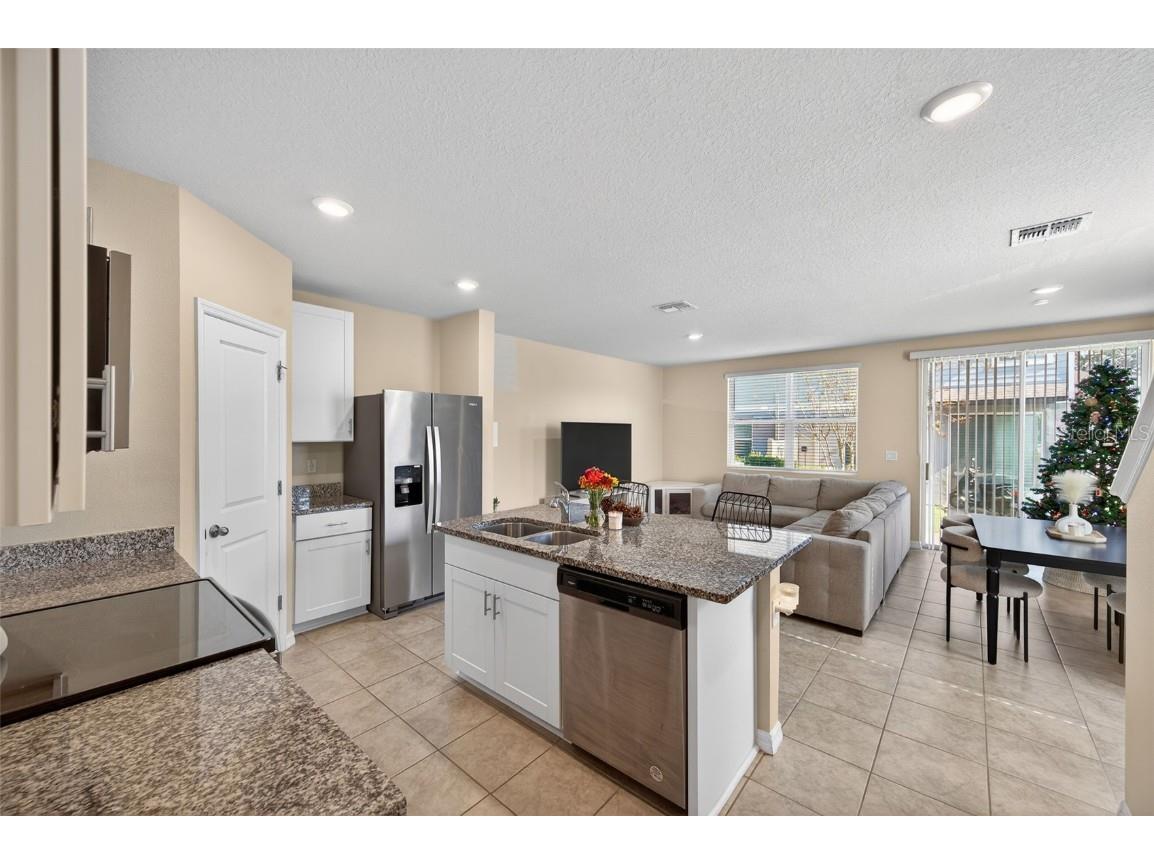 2761 Emory Sound Place Brandon FL 33510 TB8452632 image3