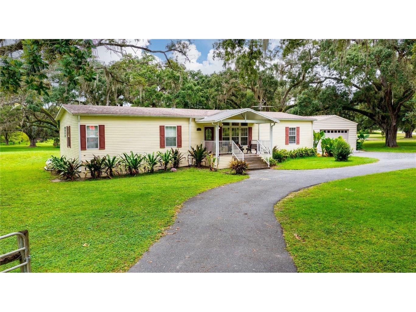 27621 Miller Road Dade City FL 33525 T3395951 image1