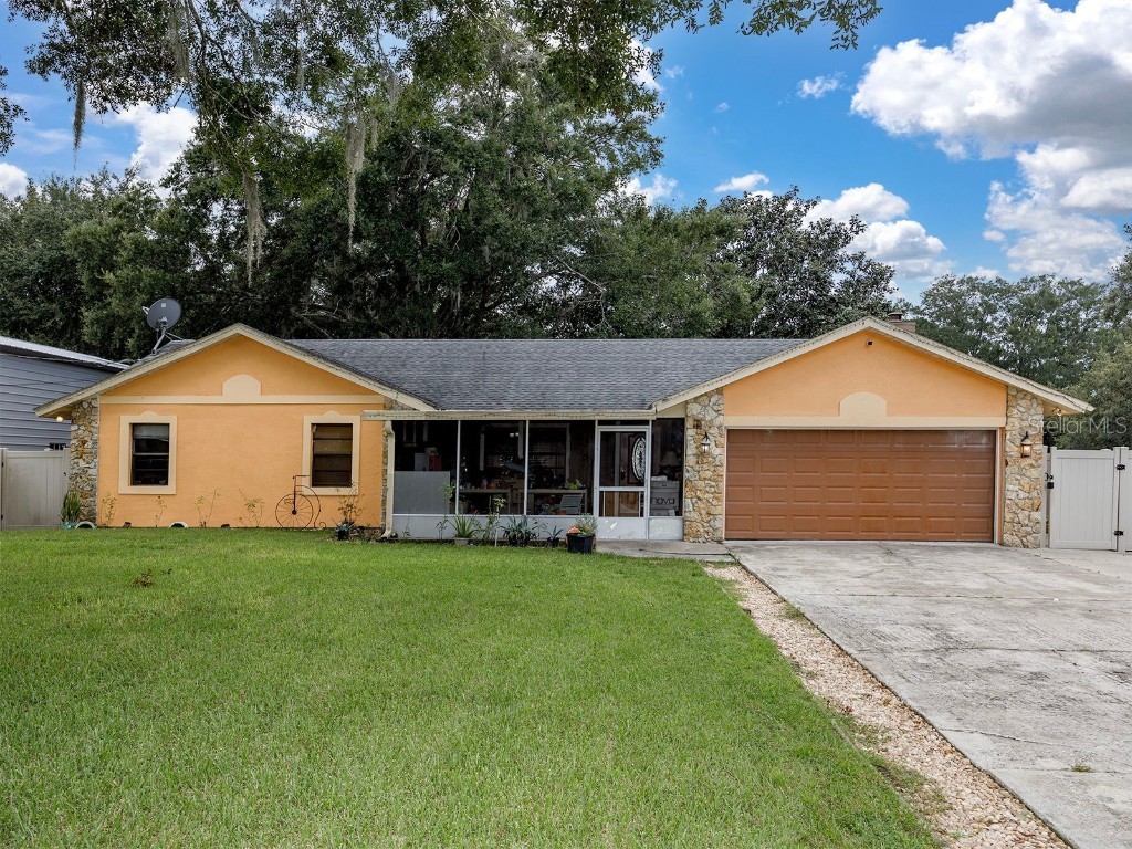27627 Lois Drive Tavares FL 32778 S5088696 image1