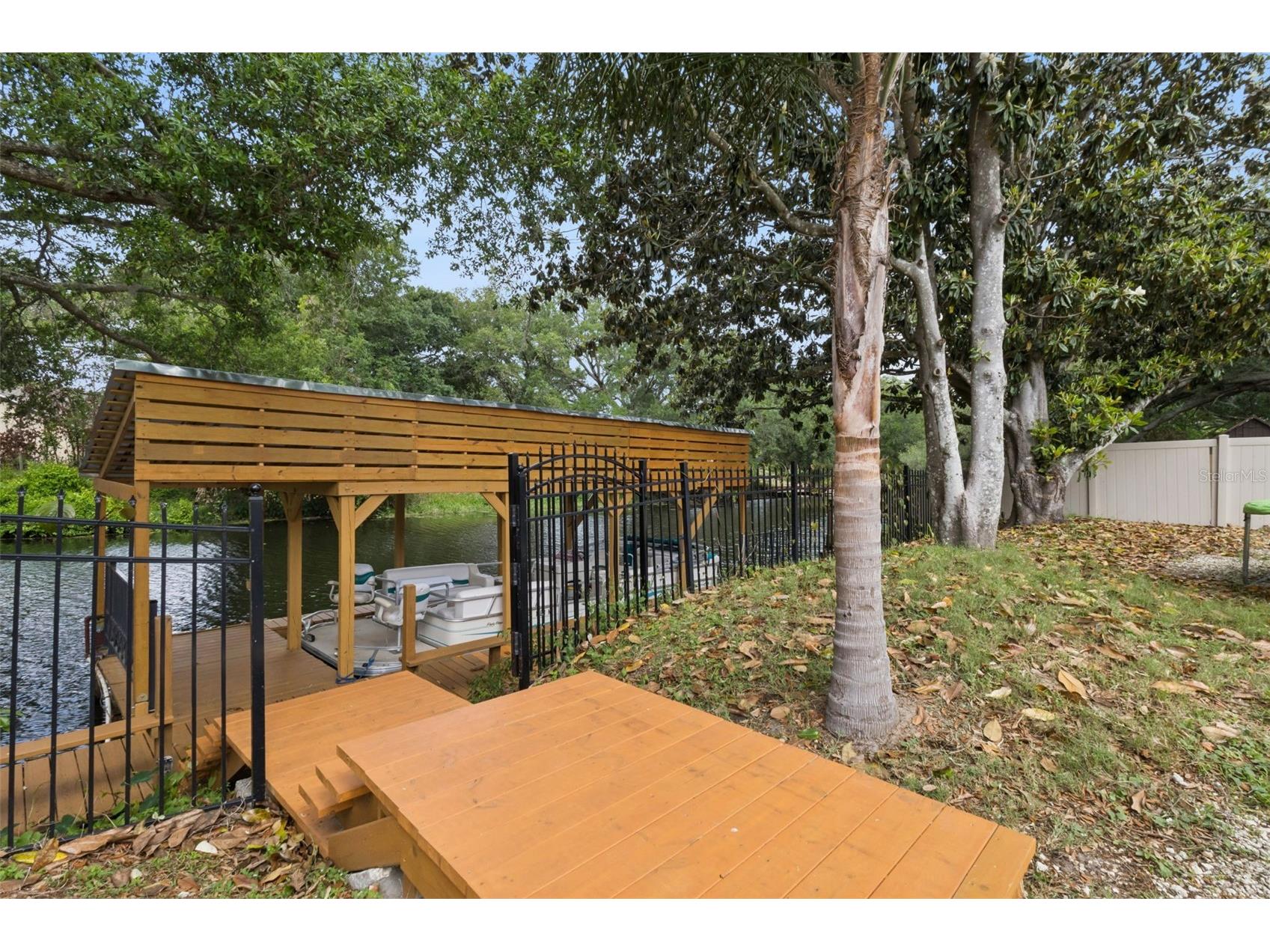27627 Lois Drive Tavares FL 32778 - CANAL TO HARRIS CHAIN OF LAKES R4911122 image37