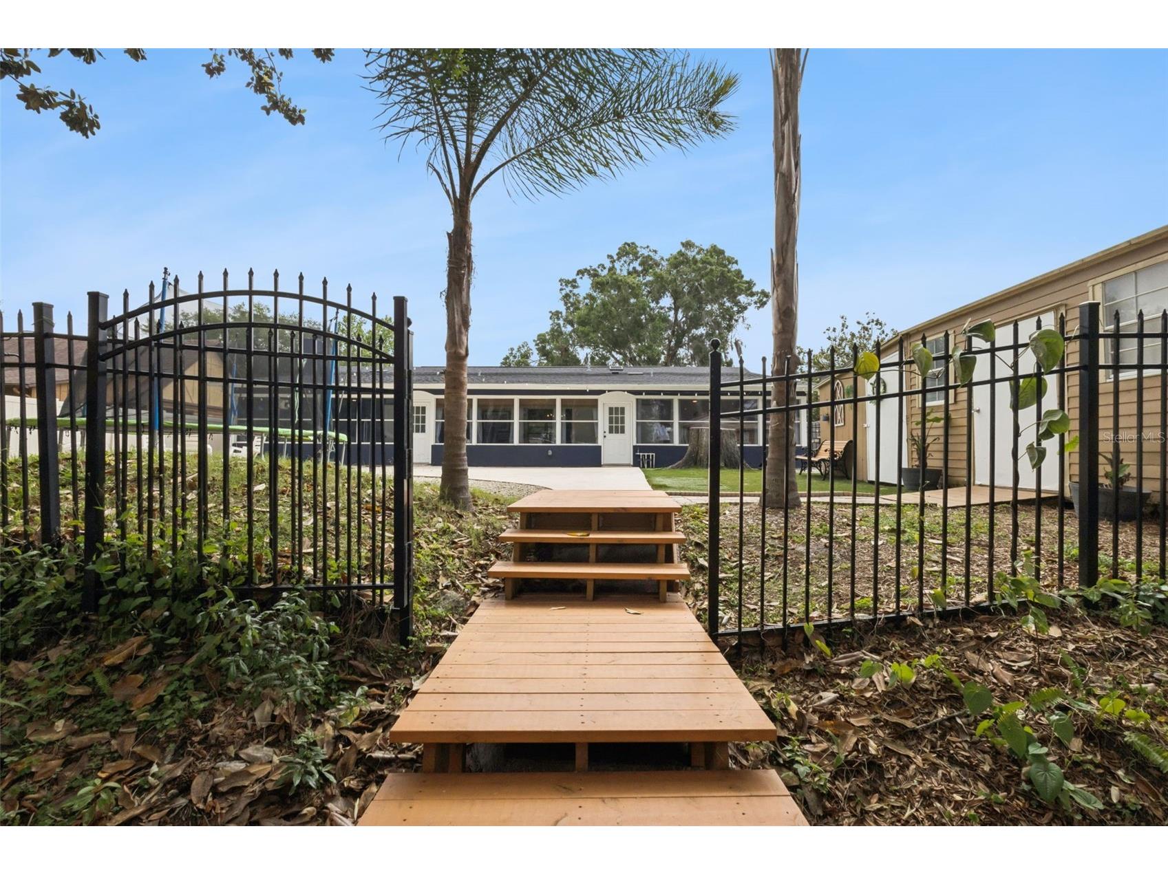27627 Lois Drive Tavares FL 32778 - CANAL TO HARRIS CHAIN OF LAKES R4911122 image39