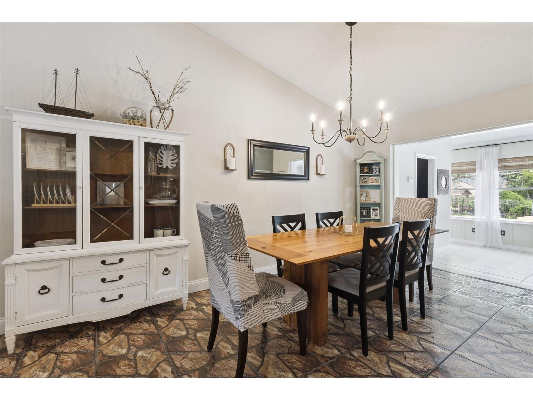 27627 Lois Drive Tavares FL 32778 - CANAL TO HARRIS CHAIN OF LAKES R4911122 image8