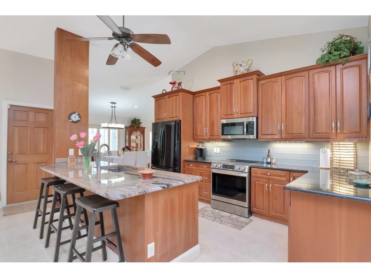 2763 Buckhorn Oaks Drive Valrico FL 33594 TB8502771 image11