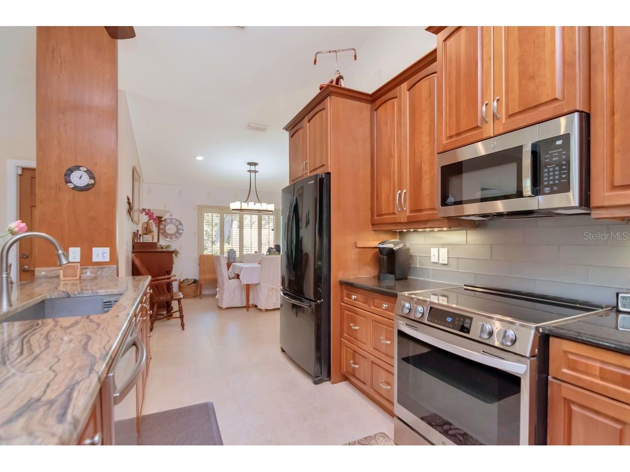 2763 Buckhorn Oaks Drive Valrico FL 33594 TB8502771 image13