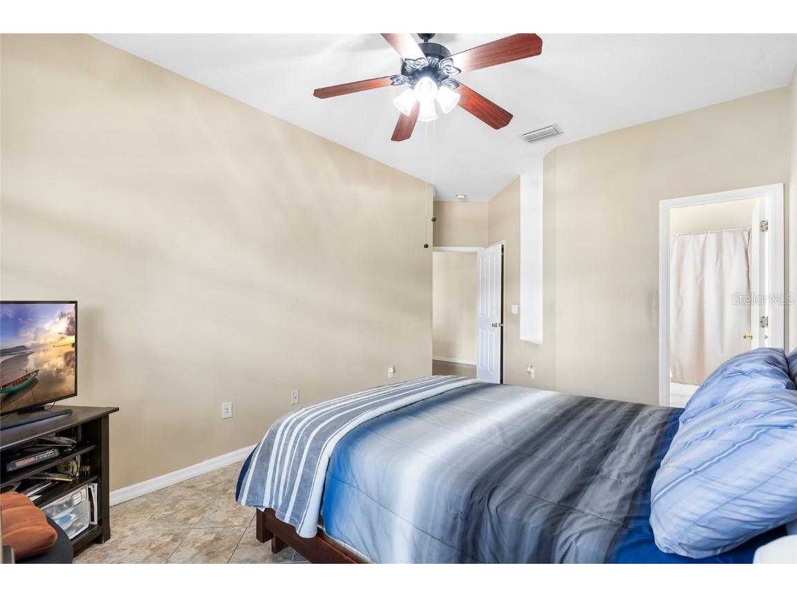 2763 Valencia Grove Drive Valrico FL 33596 L4956383 image27