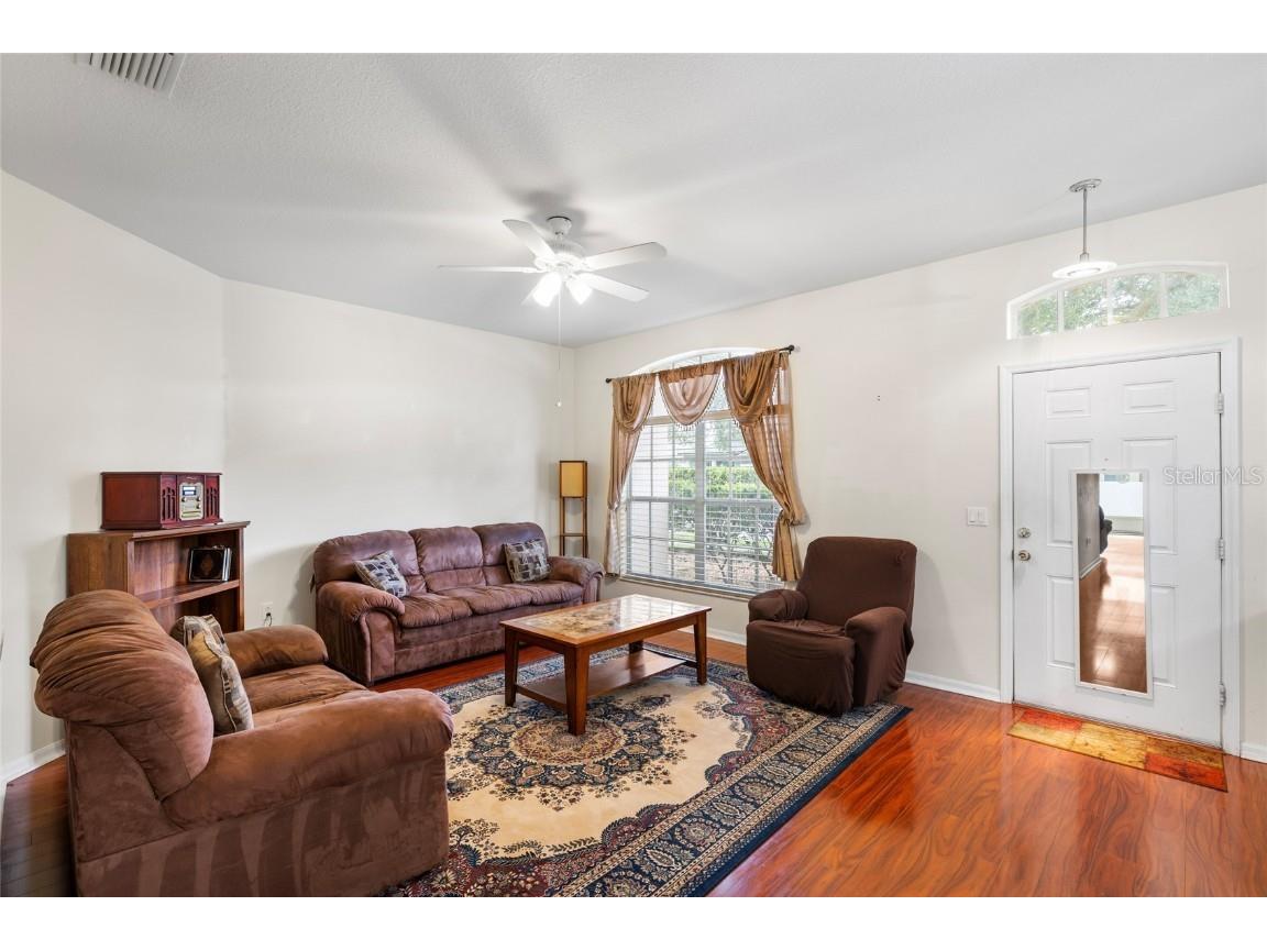 2763 Valencia Grove Drive Valrico FL 33596 L4956383 image6