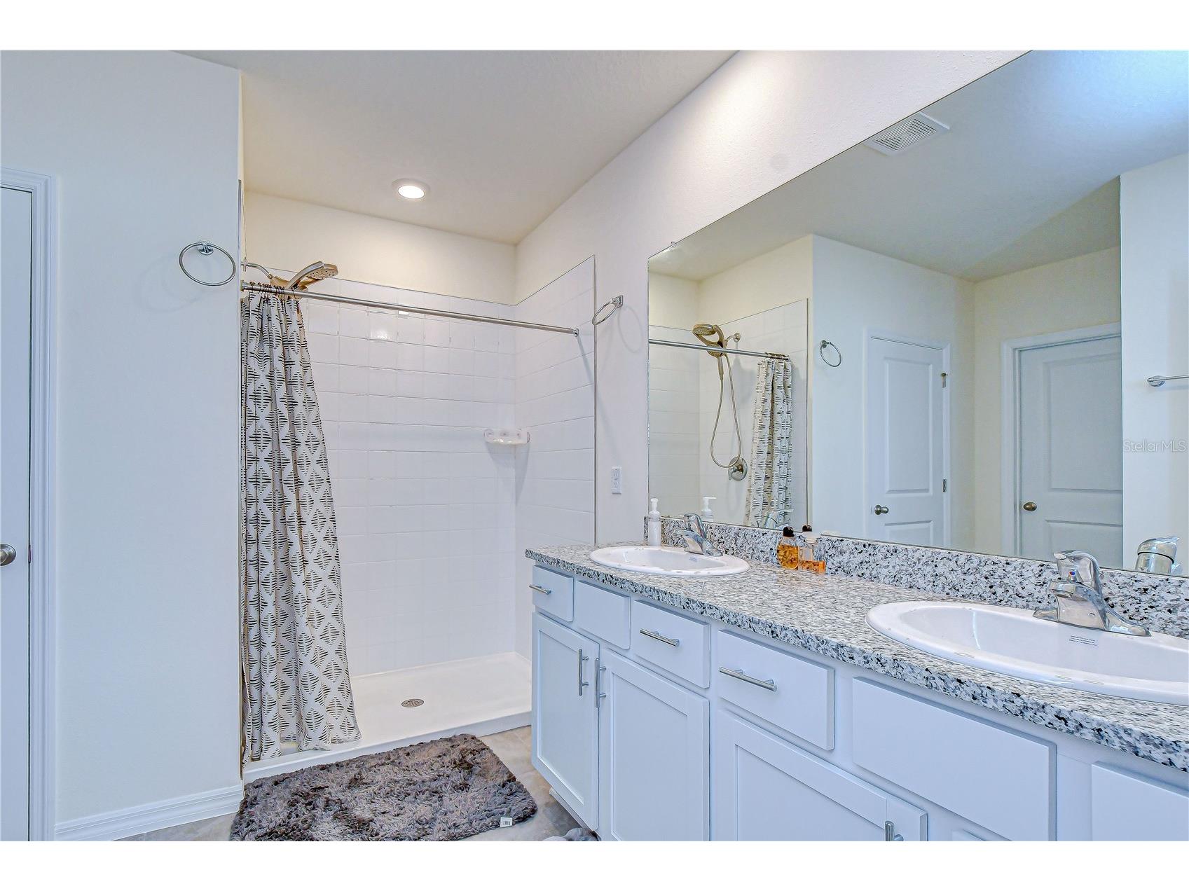 2763 Widewater Way Zephyrhills FL 33541 TB8516658 image22