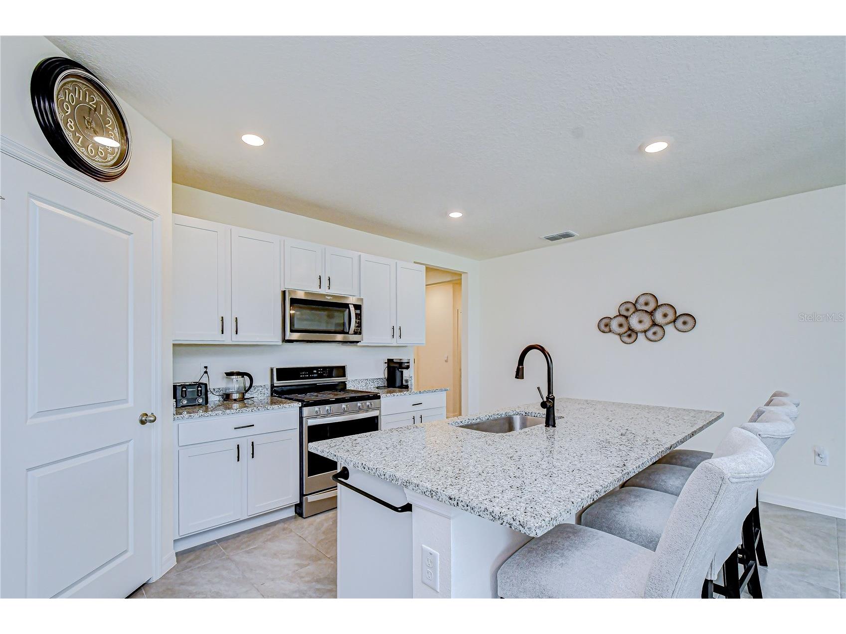 2763 Widewater Way Zephyrhills FL 33541 TB8516658 image32
