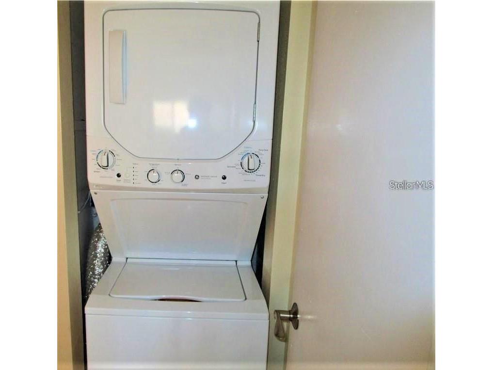 2763 Woodgate Lane #108 Sarasota FL 34231 A4668423 image13