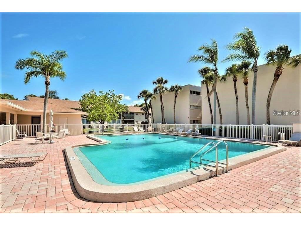 2763 Woodgate Lane #108 Sarasota FL 34231 A4668423 image15
