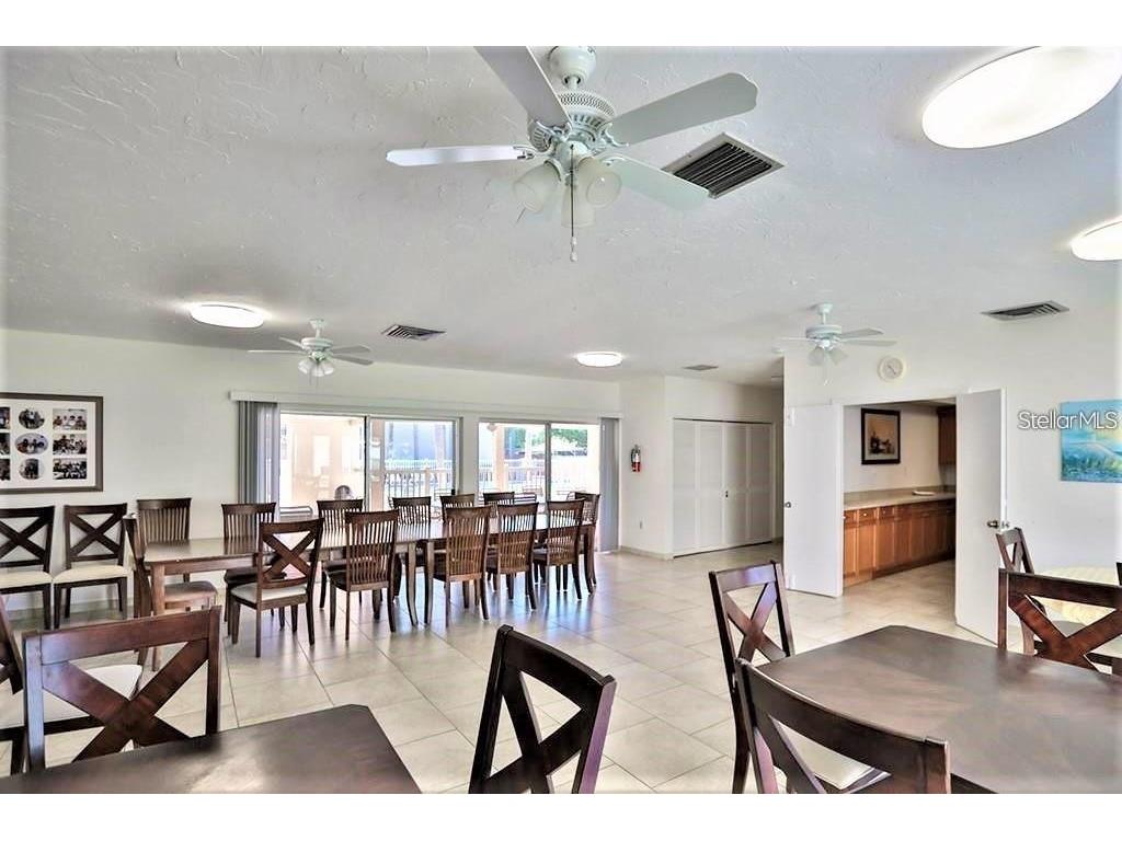 2763 Woodgate Lane #108 Sarasota FL 34231 A4668423 image17