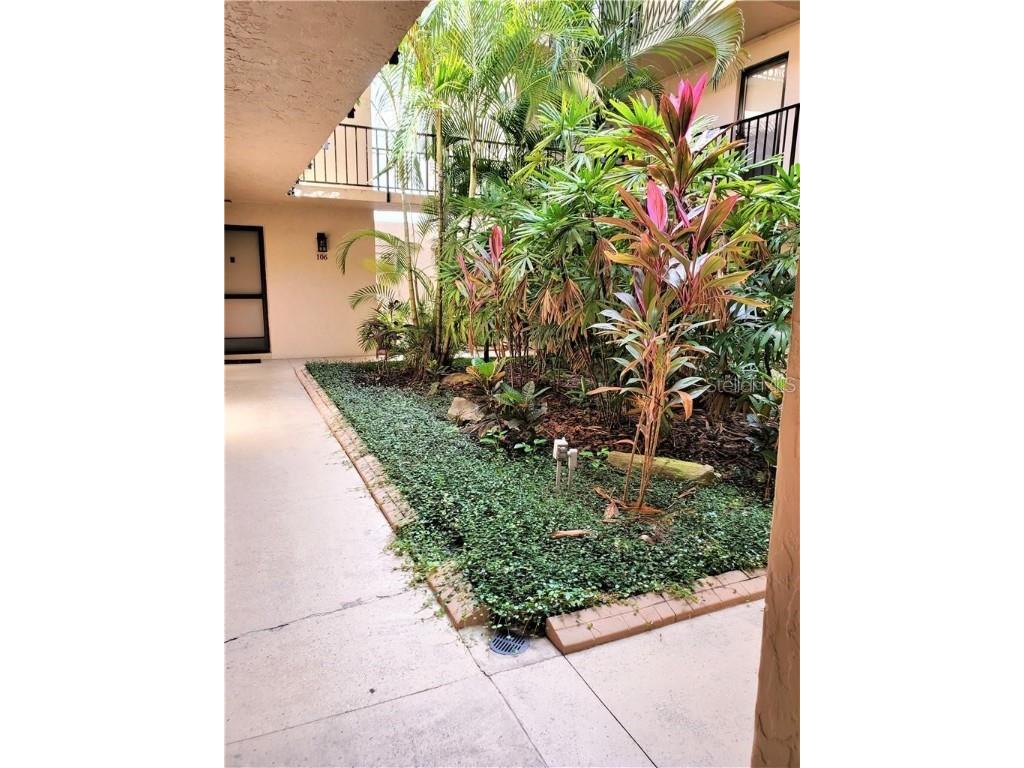 2763 Woodgate Lane #108 Sarasota FL 34231 A4668423 image28