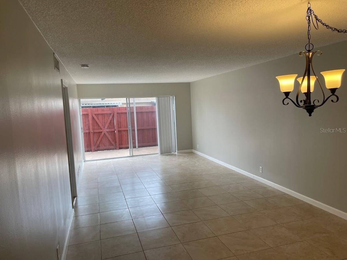 2763 Woodgate Lane #111 Sarasota FL 34231 A4680629 image12