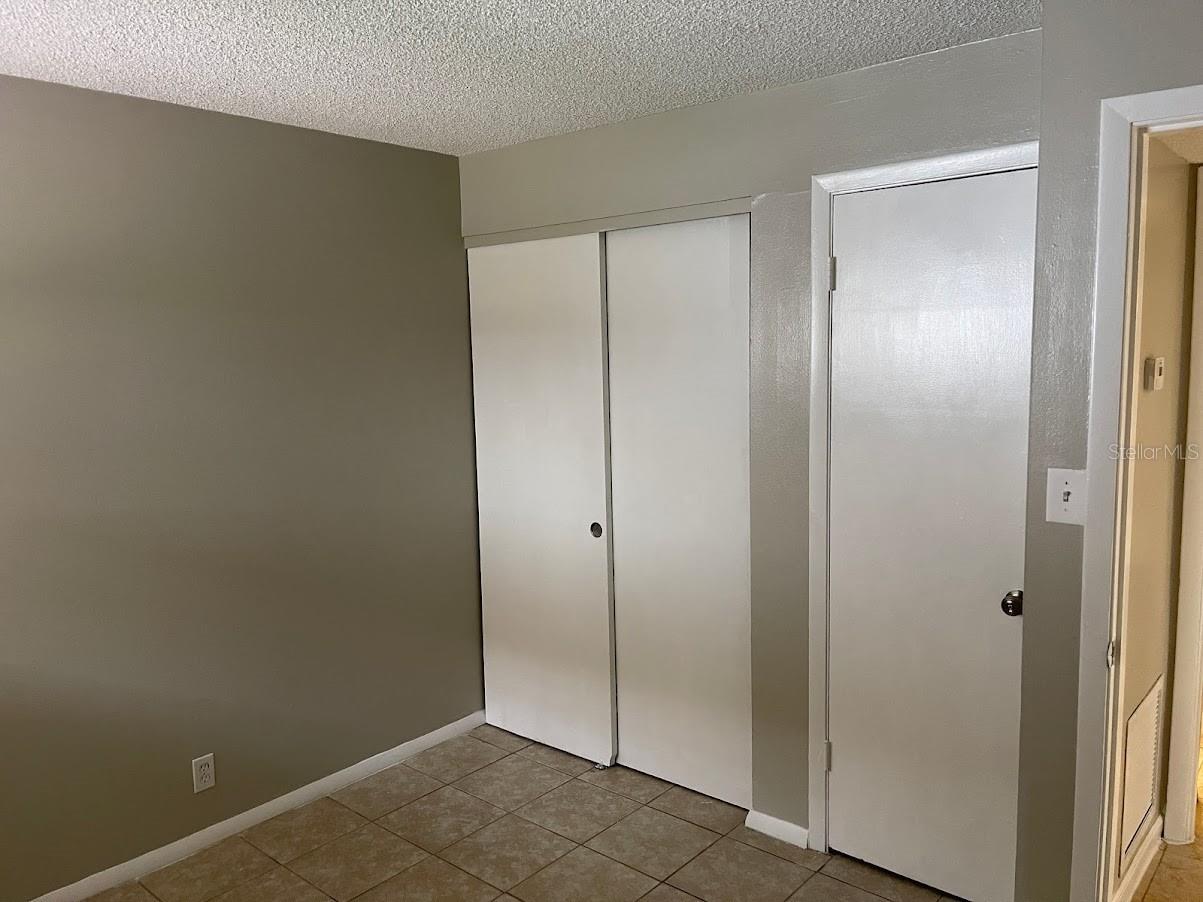 2763 Woodgate Lane #111 Sarasota FL 34231 A4680629 image19