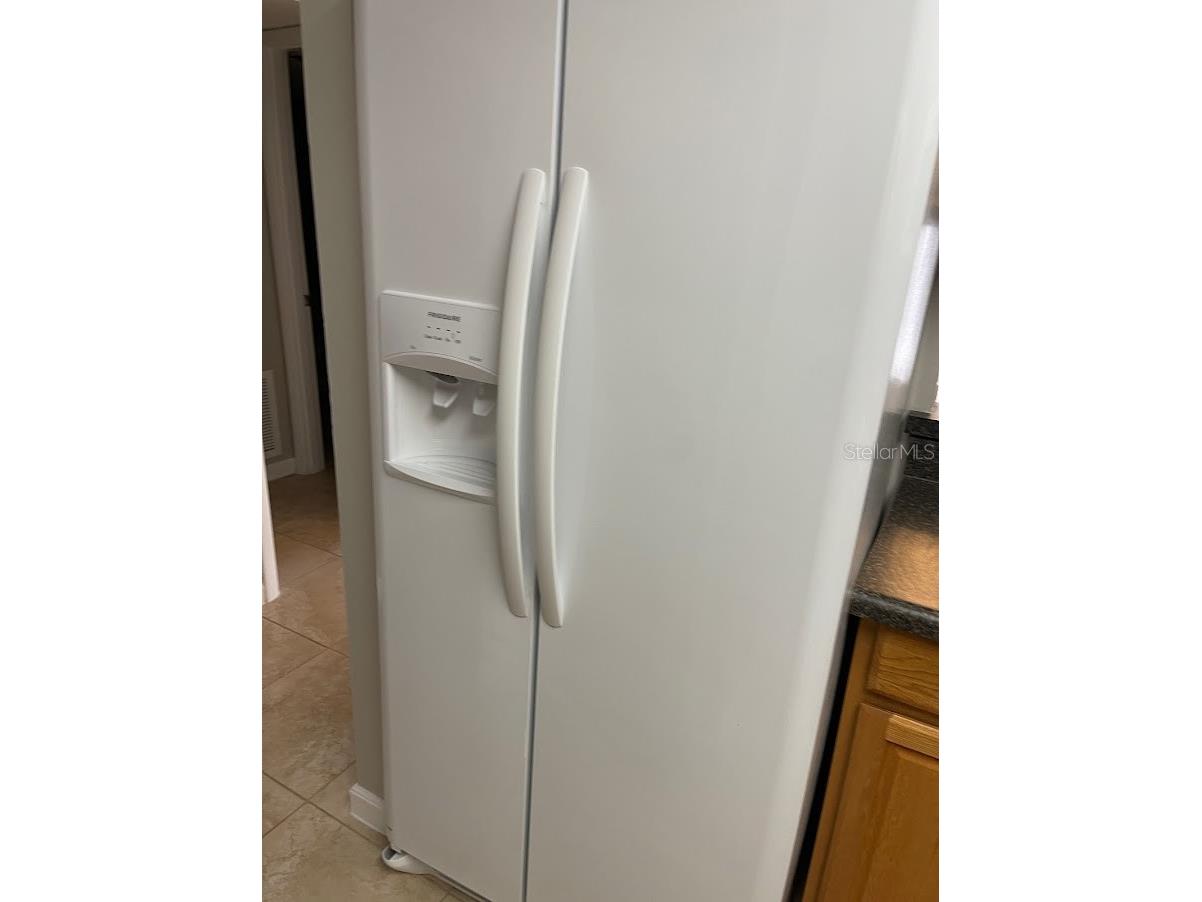 2763 Woodgate Lane #111 Sarasota FL 34231 A4680629 image26