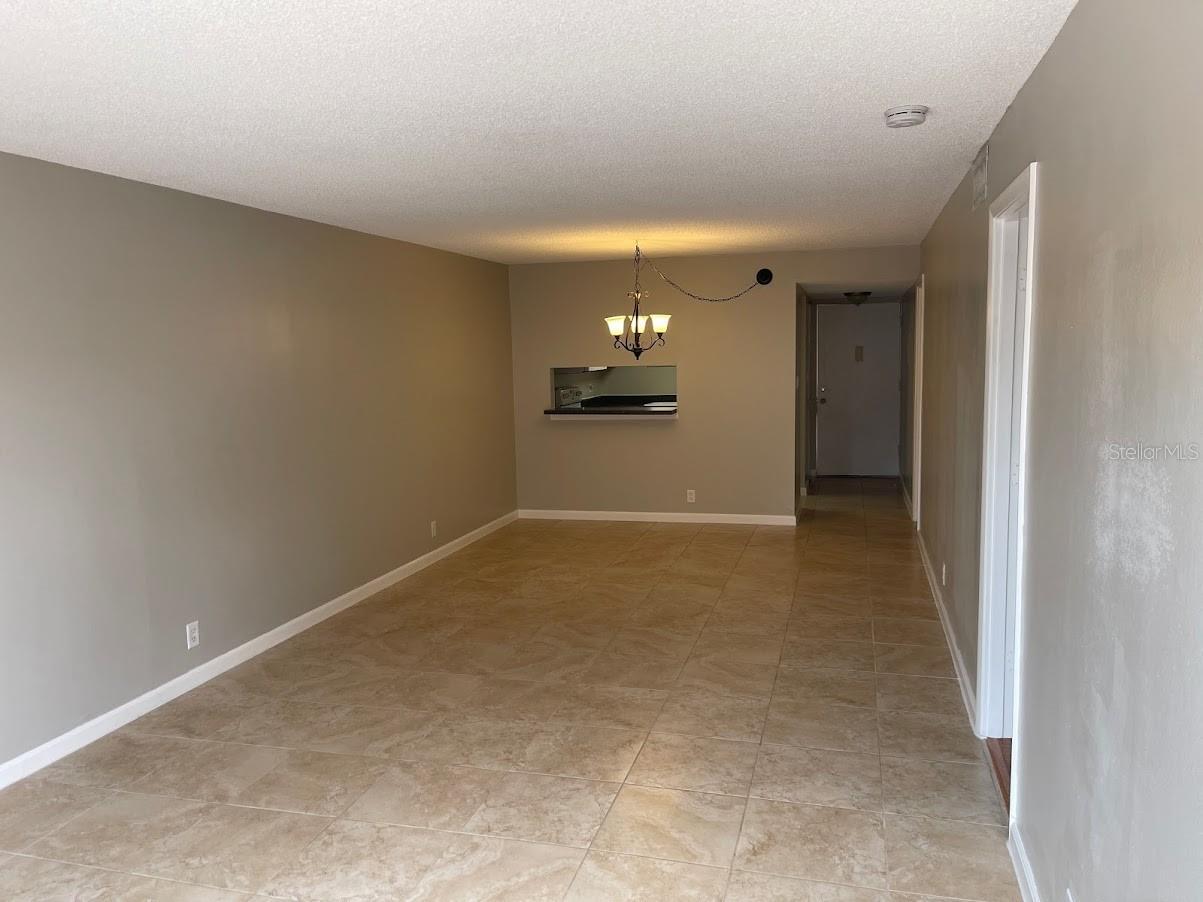 2763 Woodgate Lane #111 Sarasota FL 34231 A4680629 image3