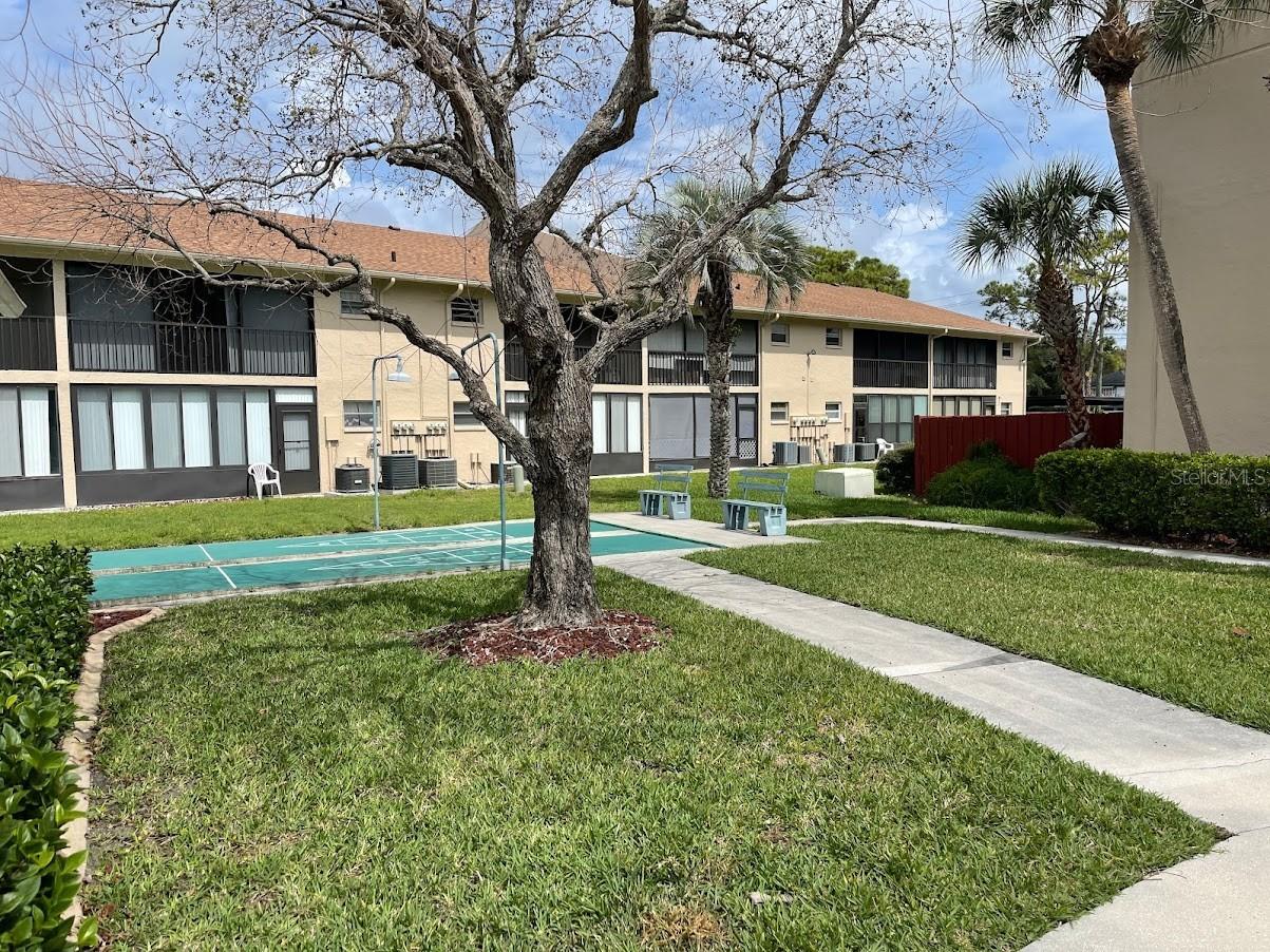 2763 Woodgate Lane #111 Sarasota FL 34231 A4680629 image35