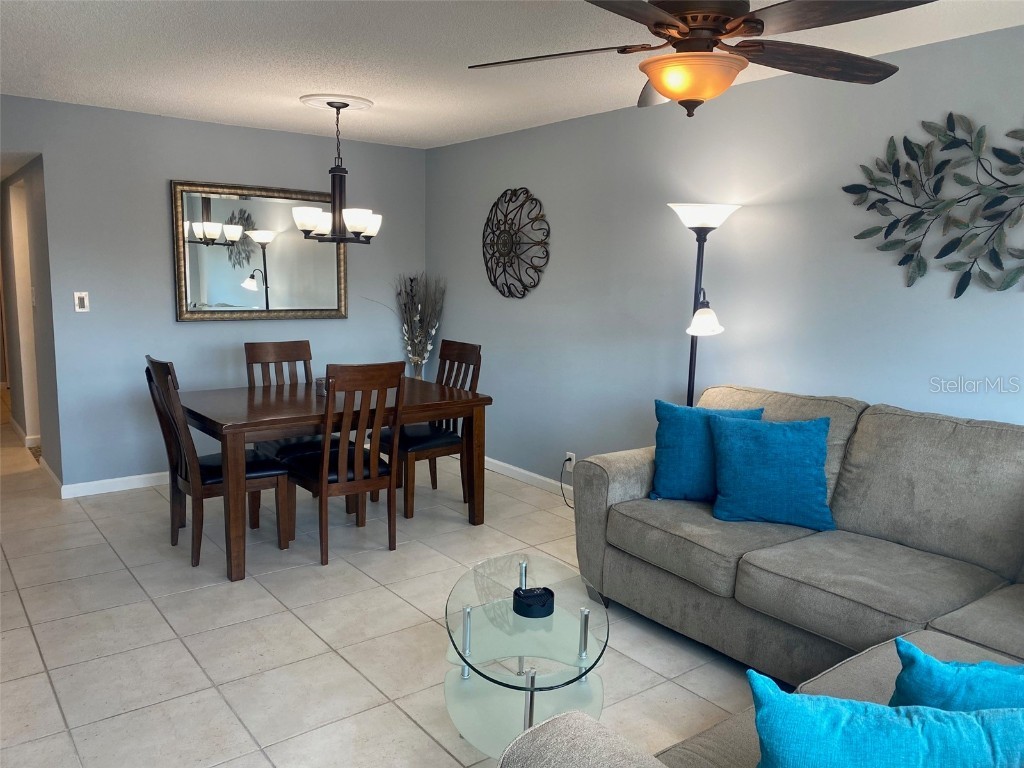 2763 Woodgate Lane #208 Sarasota FL 34231 A4641855 image12