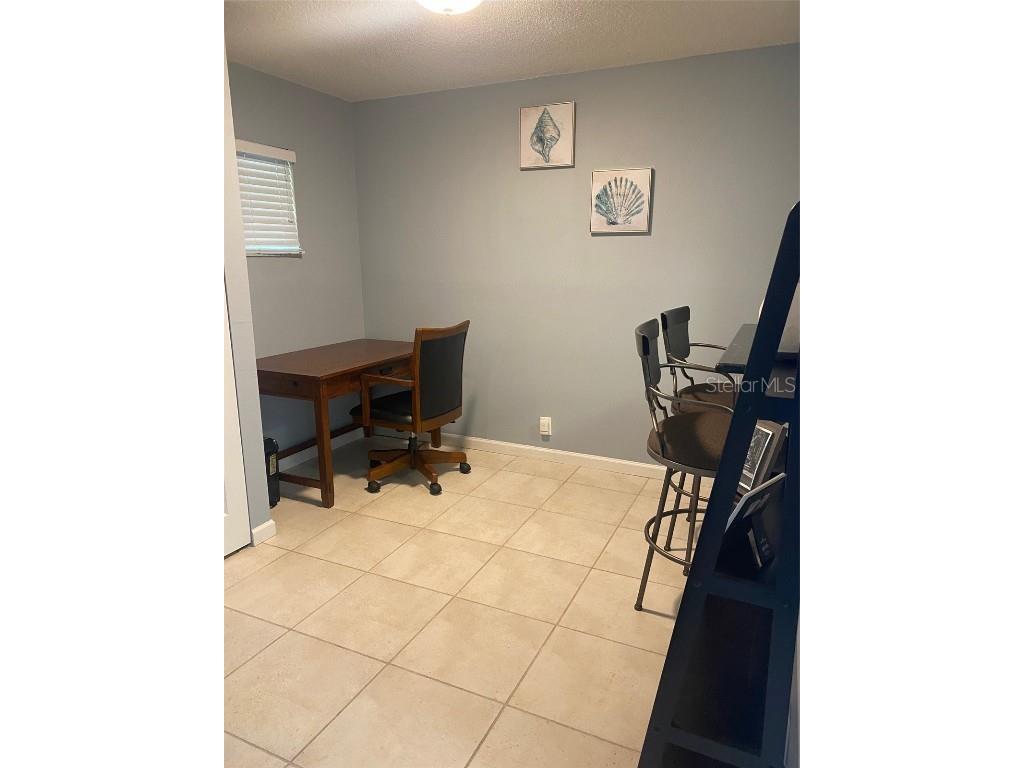 2763 Woodgate Lane #208 Sarasota FL 34231 A4641855 image6