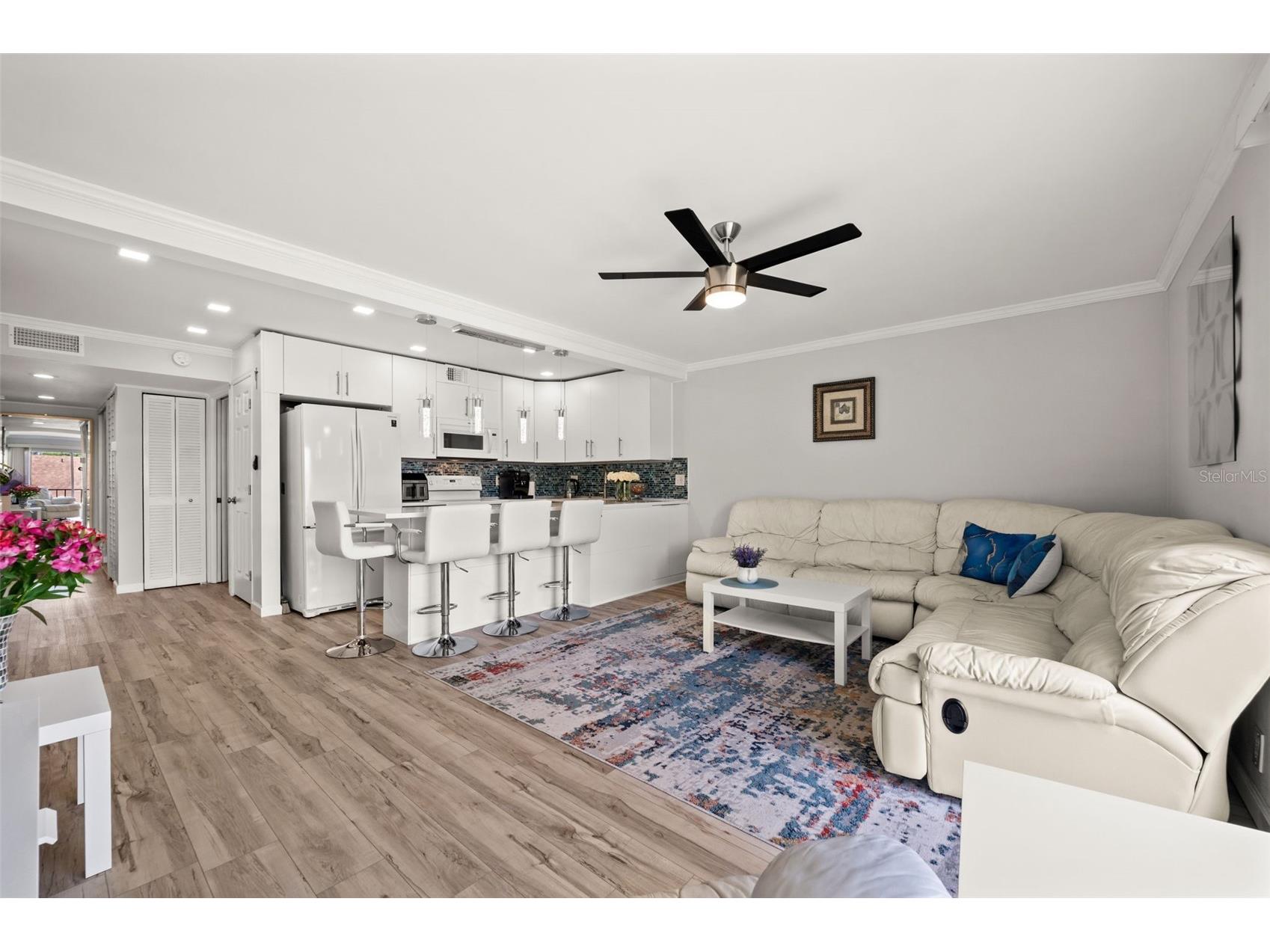 2763 Woodgate Lane #301 Sarasota FL 34231 N6143851 image11