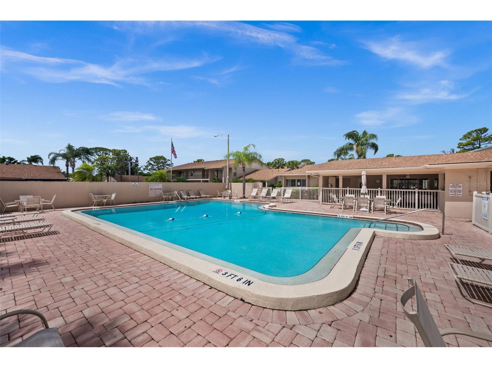 2763 Woodgate Lane #301 Sarasota FL 34231 N6143851 image2