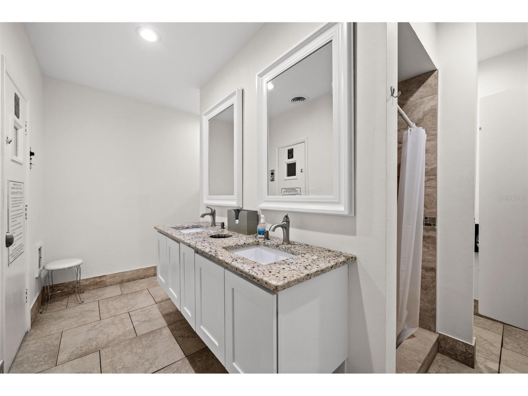 2763 Woodgate Lane #301 Sarasota FL 34231 N6143851 image23