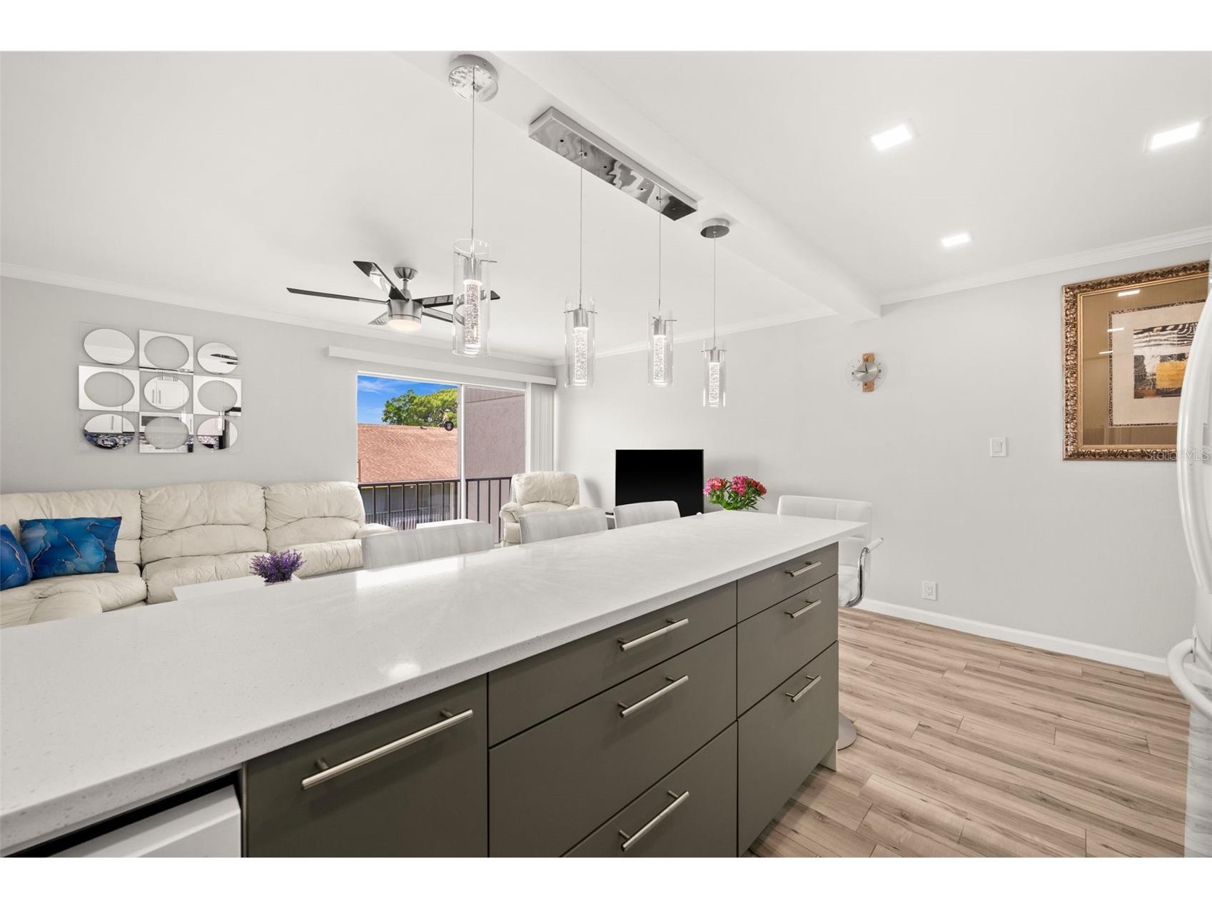 2763 Woodgate Lane #301 Sarasota FL 34231 N6143851 image9