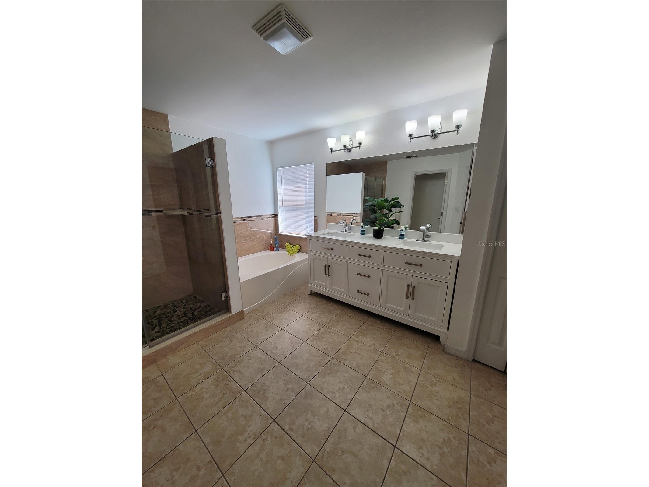 27640 Breakers Drive Wesley Chapel FL 33544 TB8485801 image35