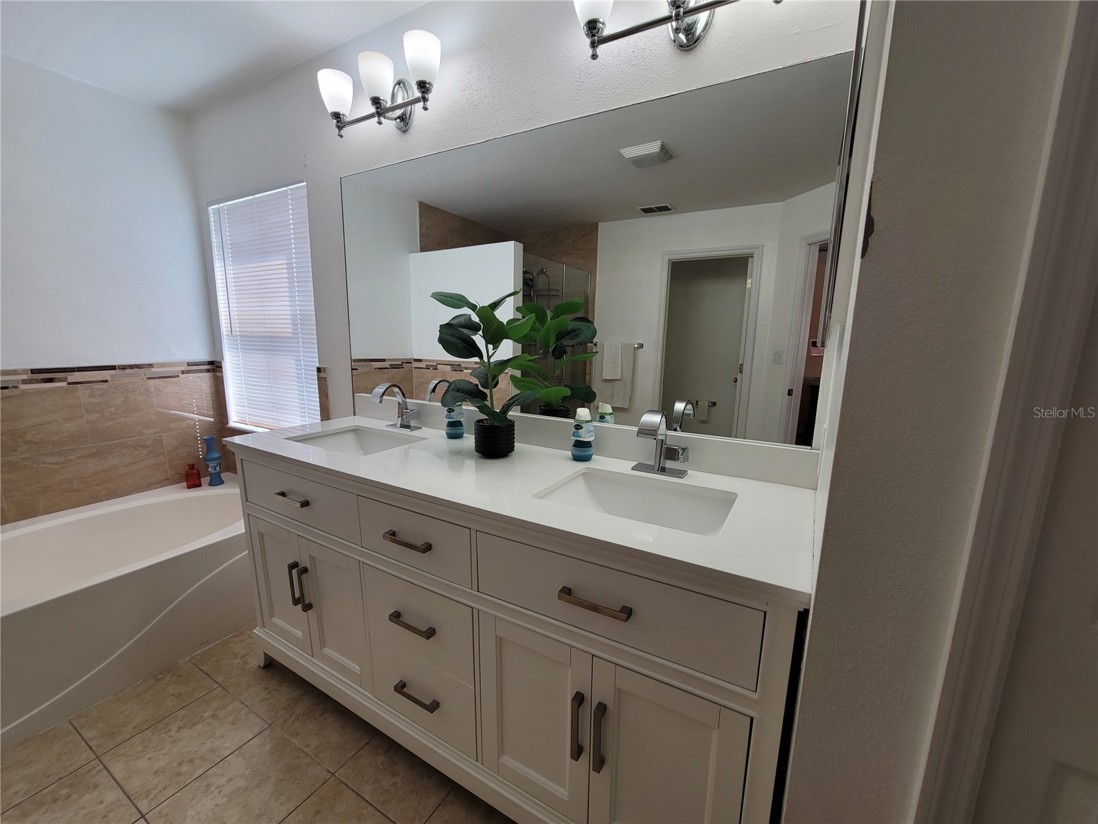 27640 Breakers Drive Wesley Chapel FL 33544 TB8485801 image37