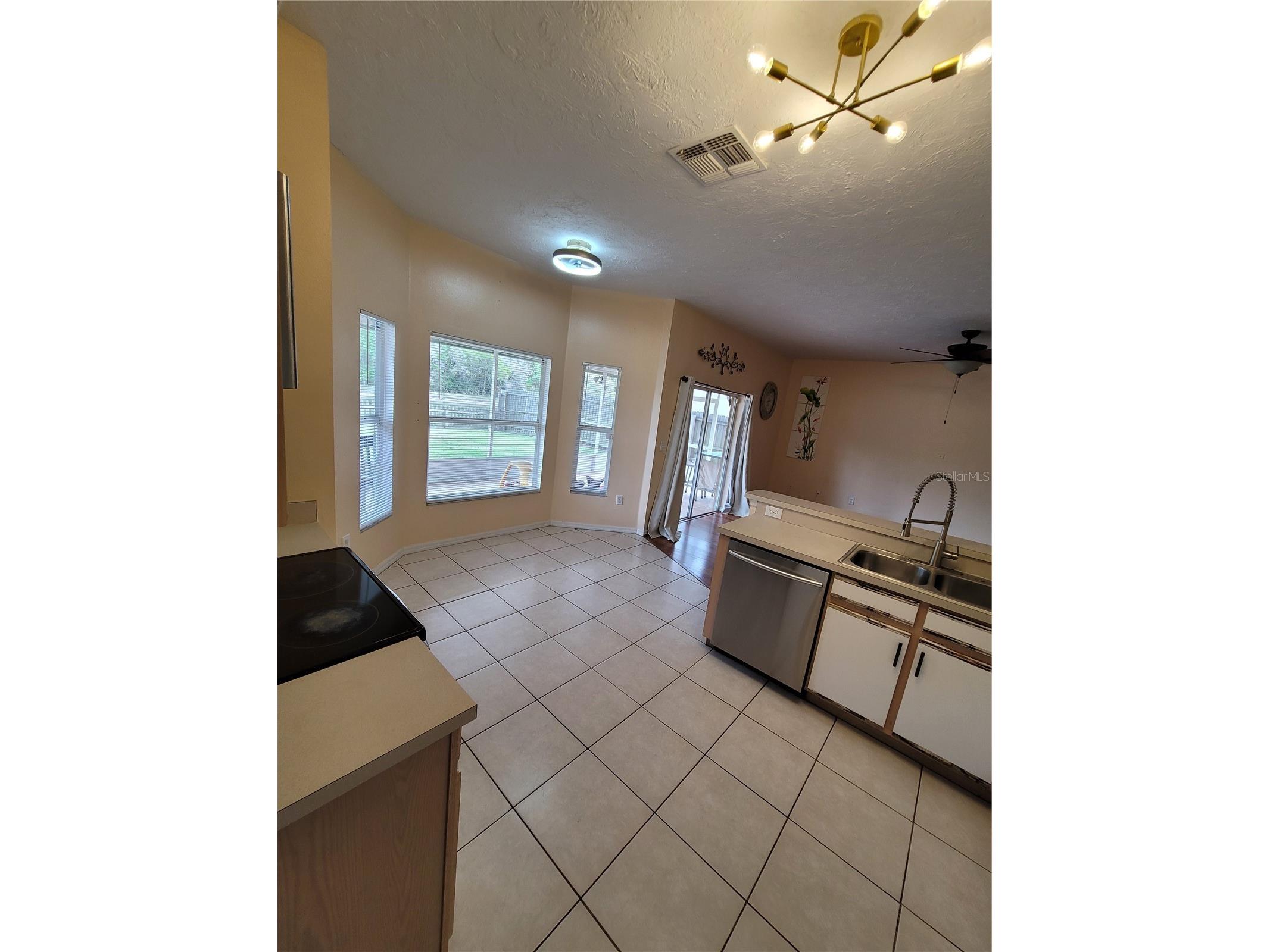 27640 Breakers Drive Wesley Chapel FL 33544 TB8485801 image8