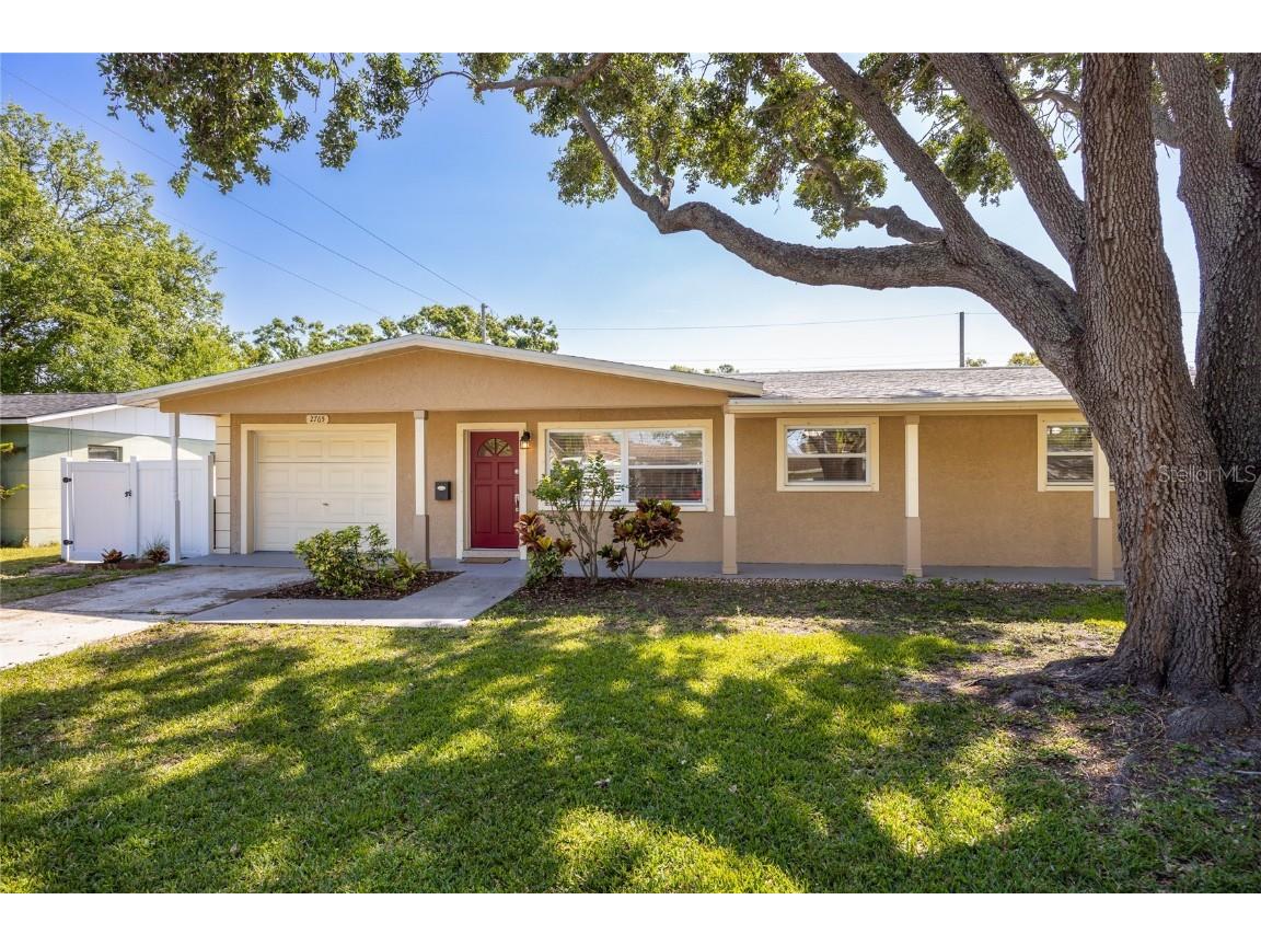 2765 57th Street N Saint Petersburg FL 33710 TB8368825 image1