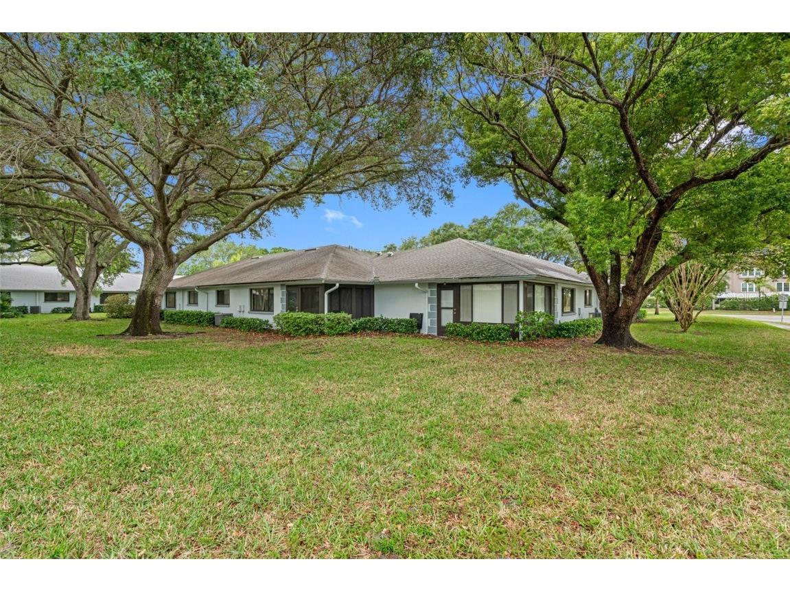 2765 Countryside Boulevard #106 Clearwater FL 33761 U8238726 image1