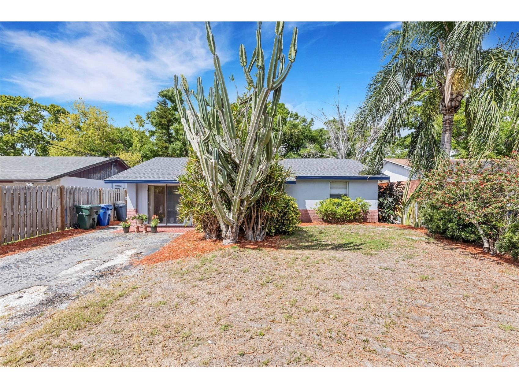 2767 17th Street Sarasota FL 34234 A4688191 image1