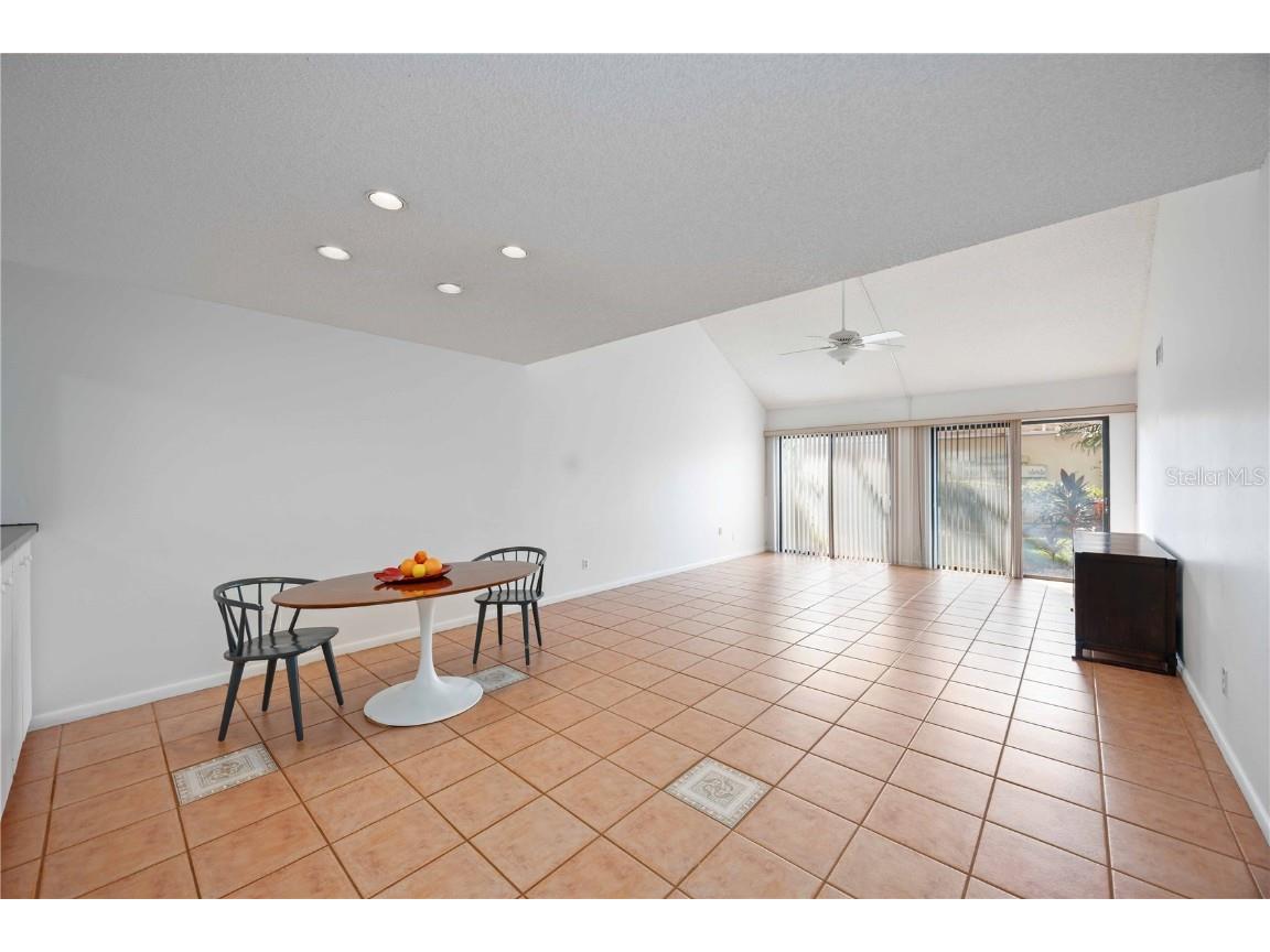 2767 Horseshoe Court #Q-3 Sarasota FL 34235 A4670247 image13