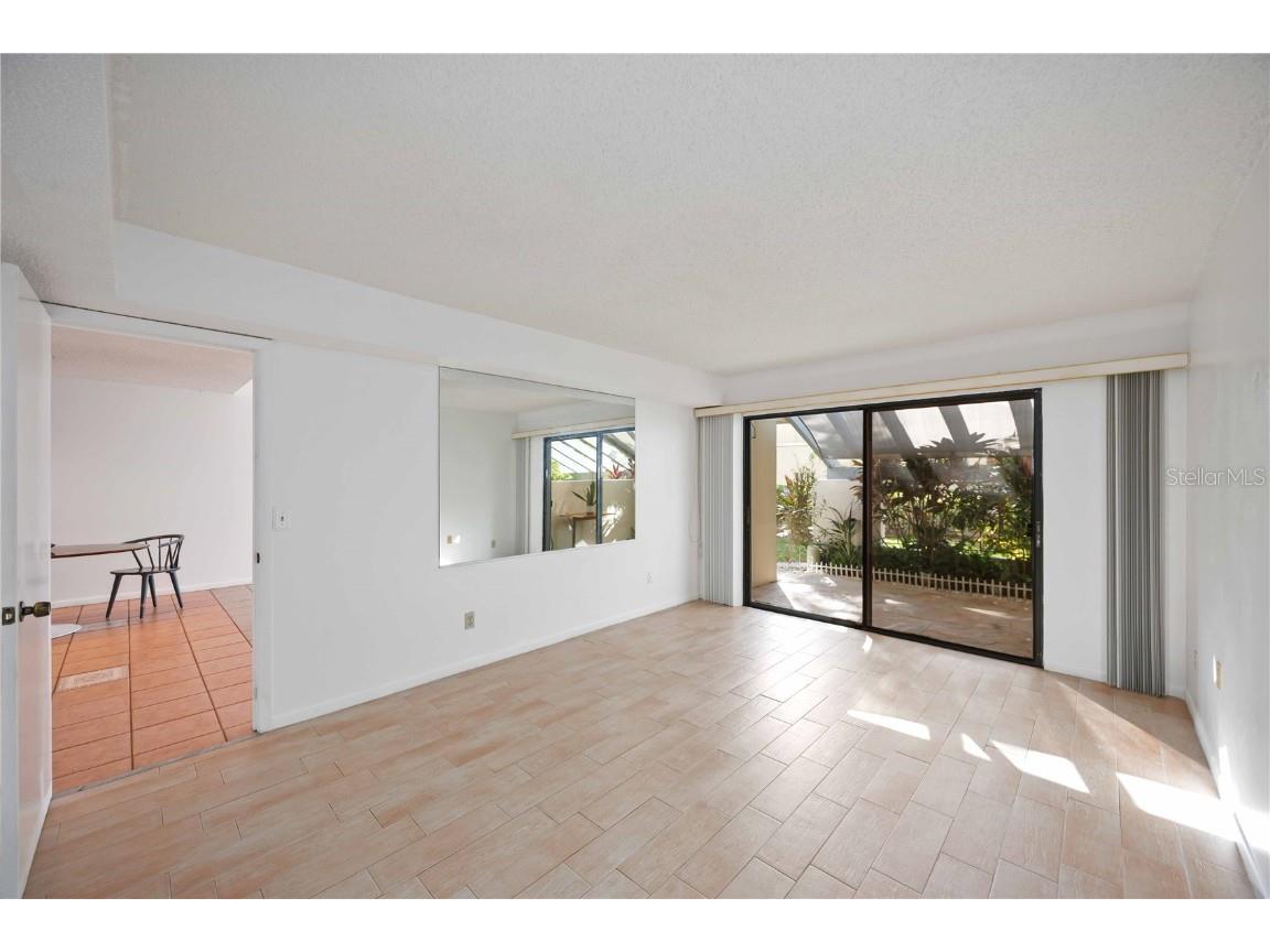 2767 Horseshoe Court #Q-3 Sarasota FL 34235 A4670247 image20