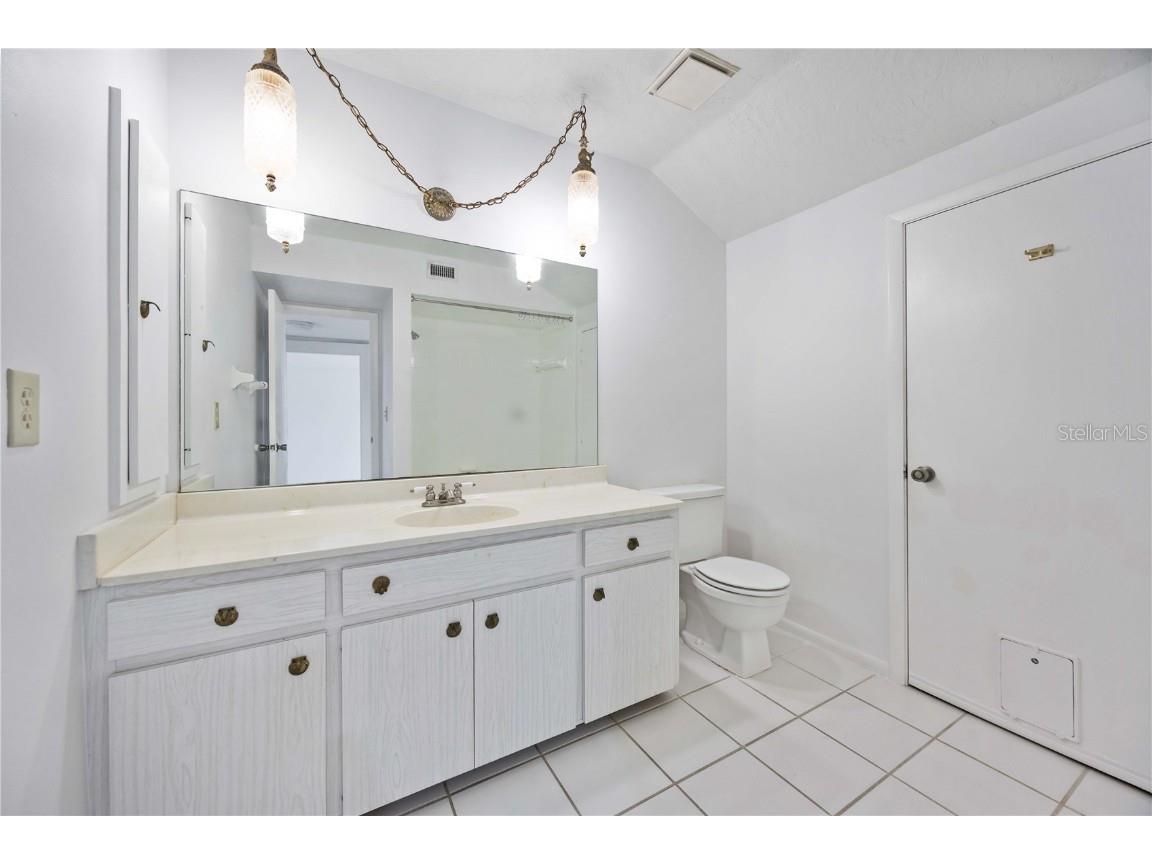 2767 Horseshoe Court #Q-3 Sarasota FL 34235 A4670247 image30