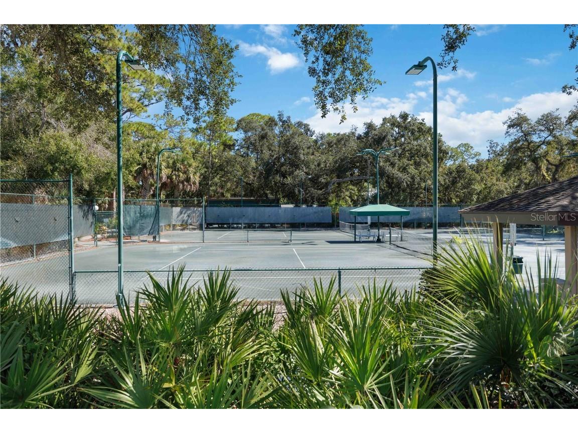 2767 Horseshoe Court #Q-3 Sarasota FL 34235 A4670247 image42