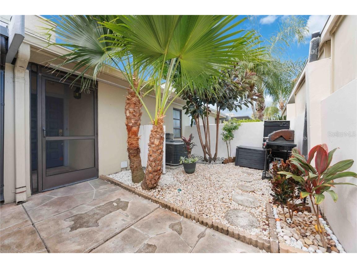 2767 Horseshoe Court #Q-3 Sarasota FL 34235 A4670247 image5