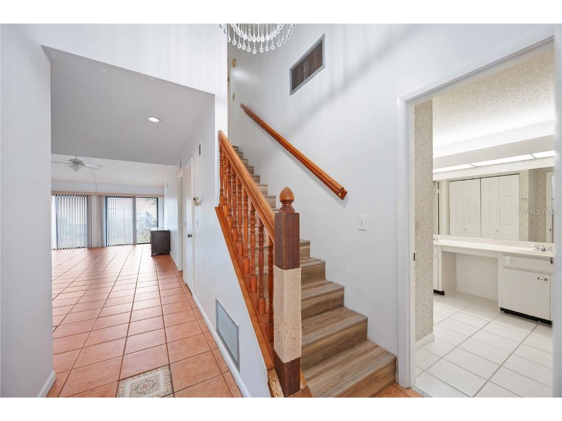 2767 Horseshoe Court #Q-3 Sarasota FL 34235 A4670247 image6