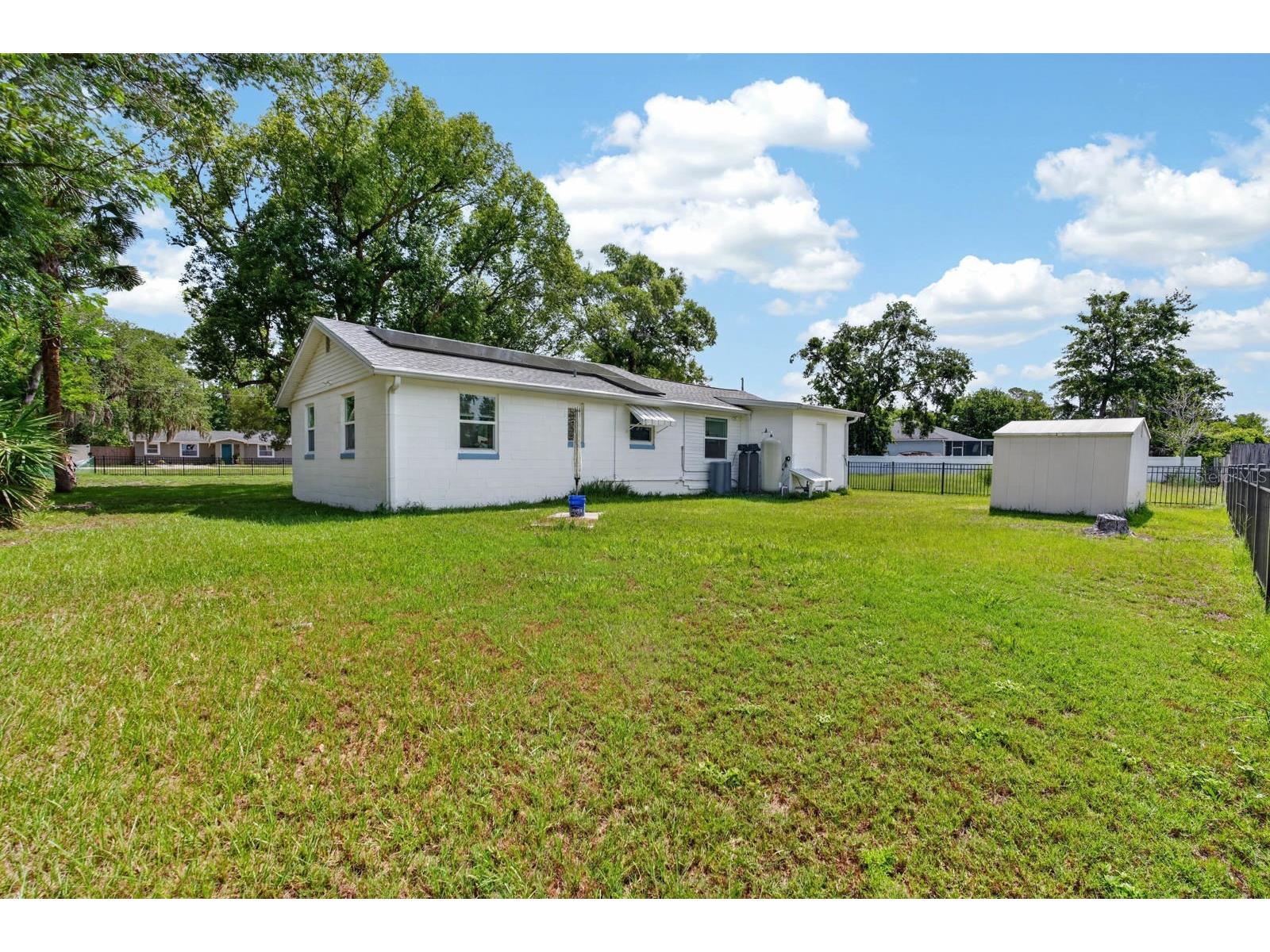 277 Debary Drive Debary FL 32713 V4949831 image5